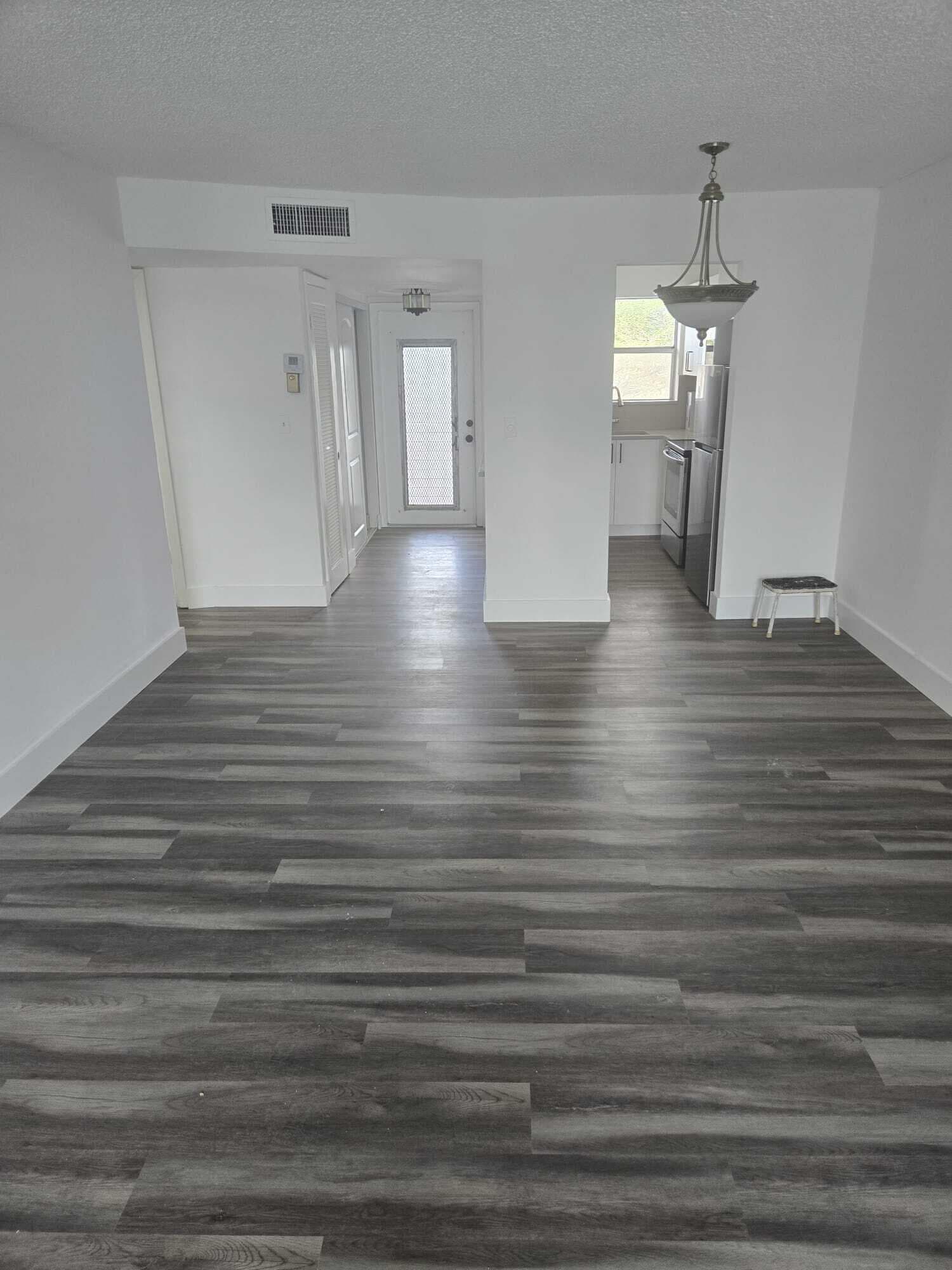 8305 Sunrise Lakes Boulevard 202, Sunrise, FL 33322 — photo 4 of 11