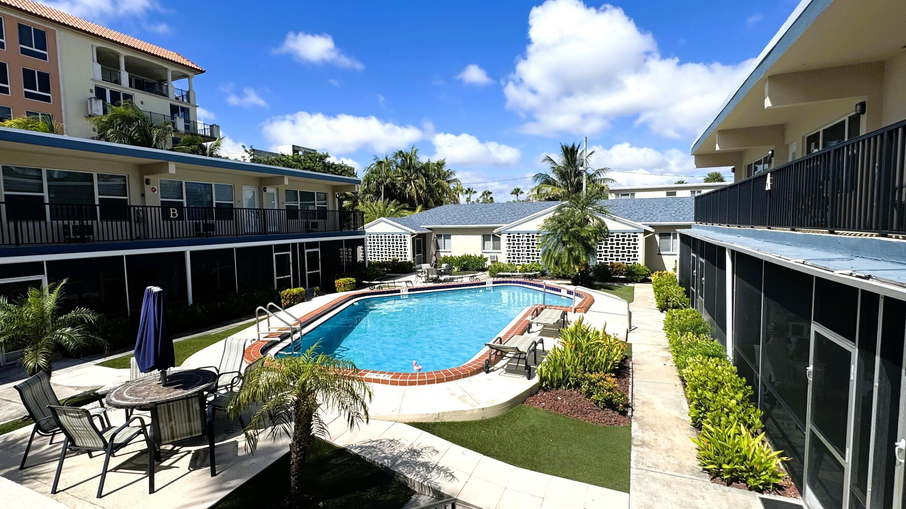 1960 NE 1st Street Unit 7d, Deerfield Beach, FL 33441 — photo 2 of 18