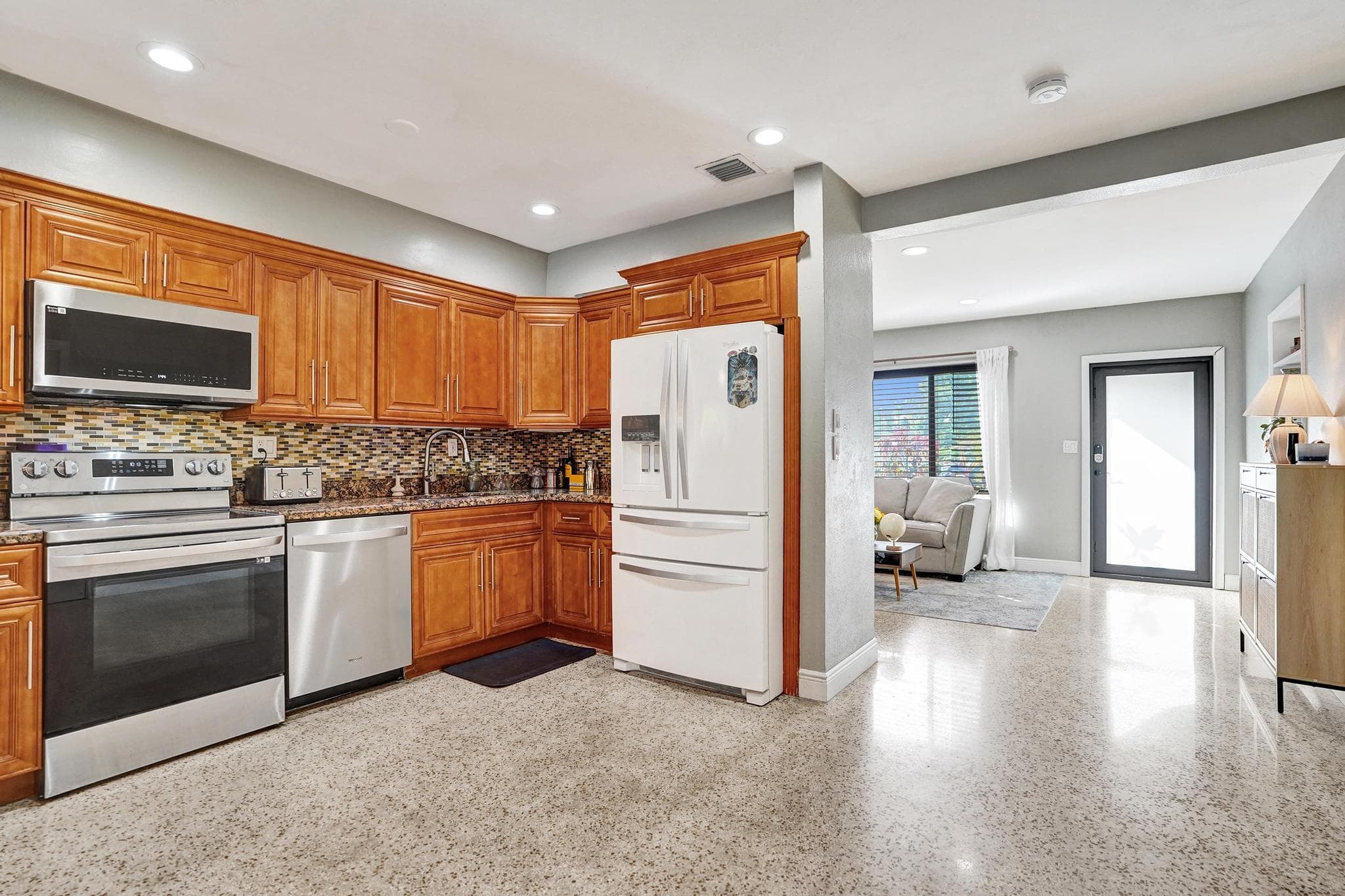 1728 NE 17th Terrace, Fort Lauderdale, FL 33305 — photo 8 of 83