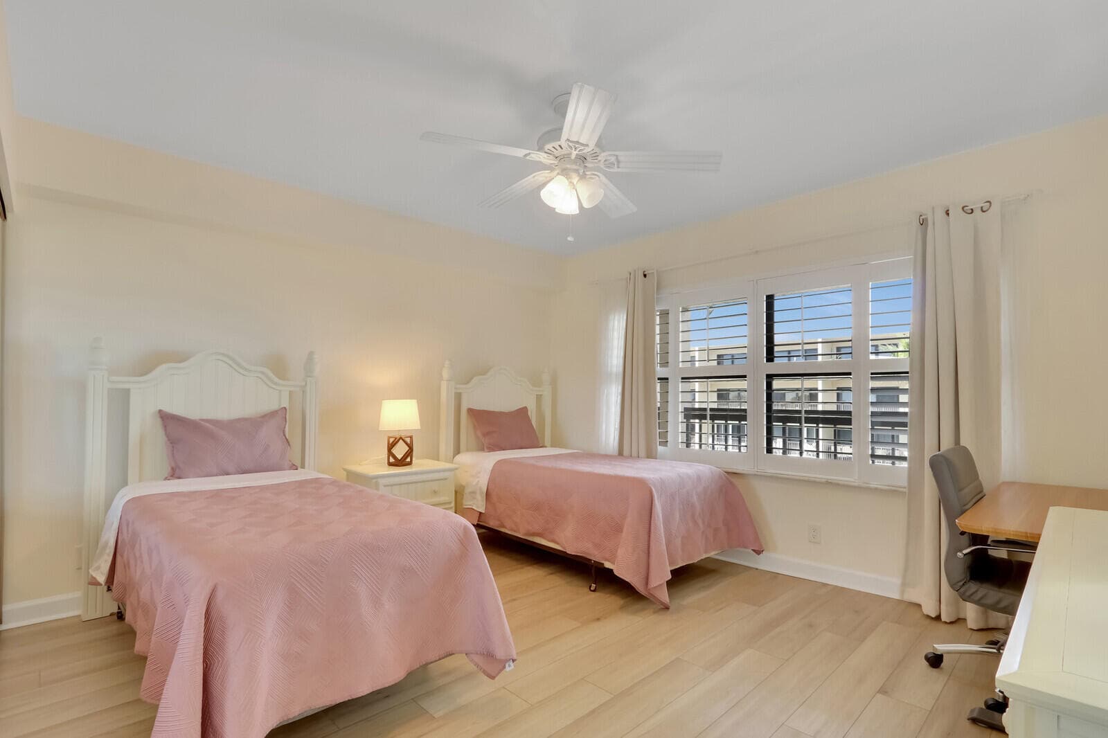 1055 Ocean Drive 403, Juno Beach, FL 33408 — photo 27 of 37