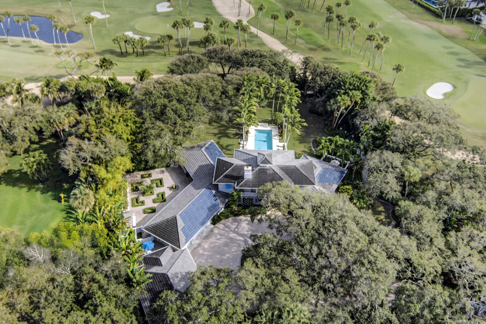 2010 Club Drive, Vero Beach, FL 32963 — photo 3 of 92