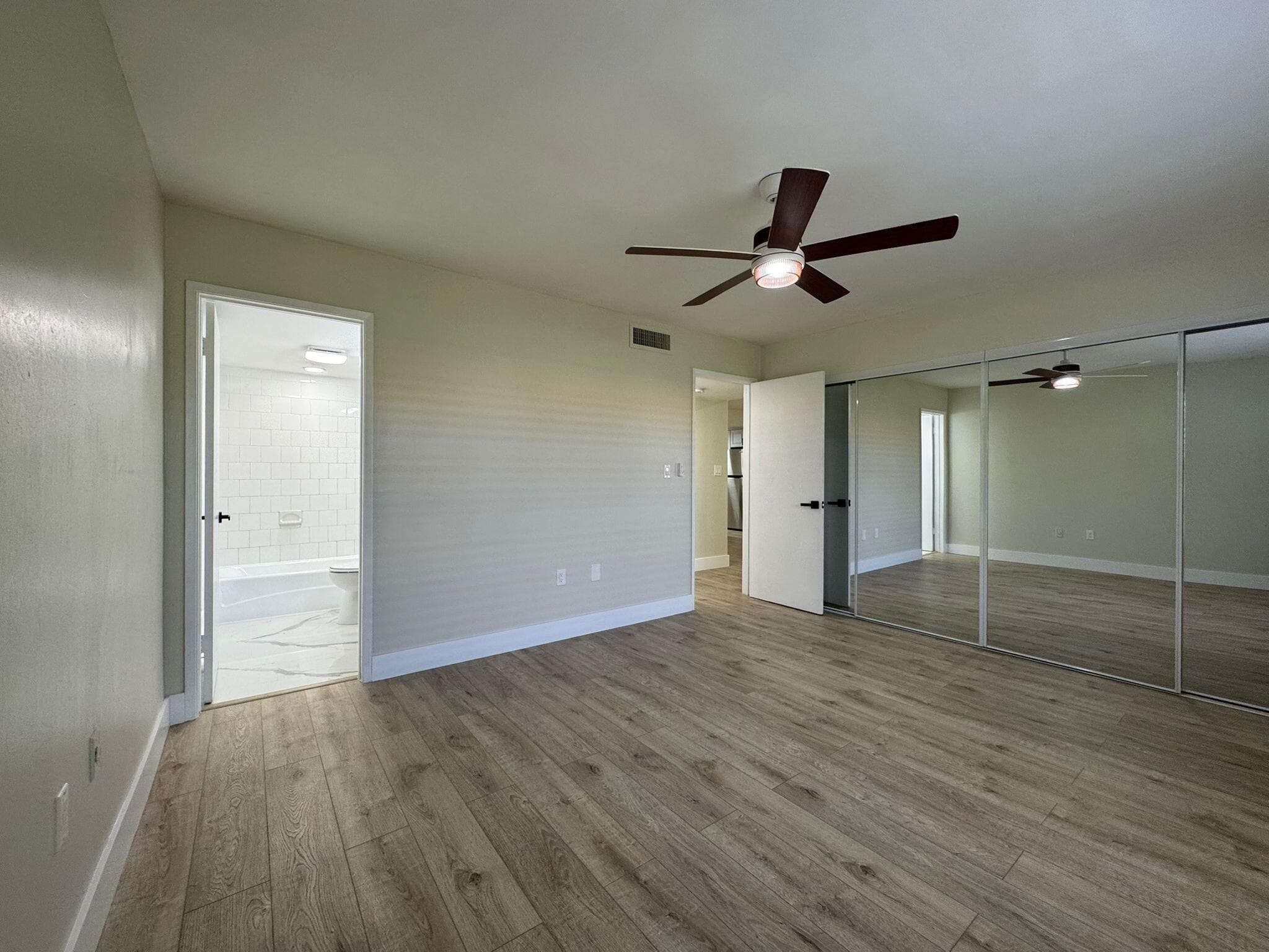 809 W Oakland Park Boulevard J10, Wilton Manors, FL 33311 — photo 9 of 11