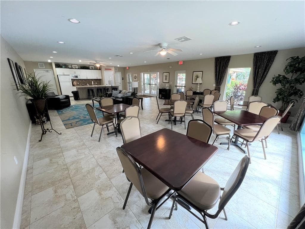 625 Oaks Drive 106, Pompano Beach, FL 33069 — photo 28 of 32