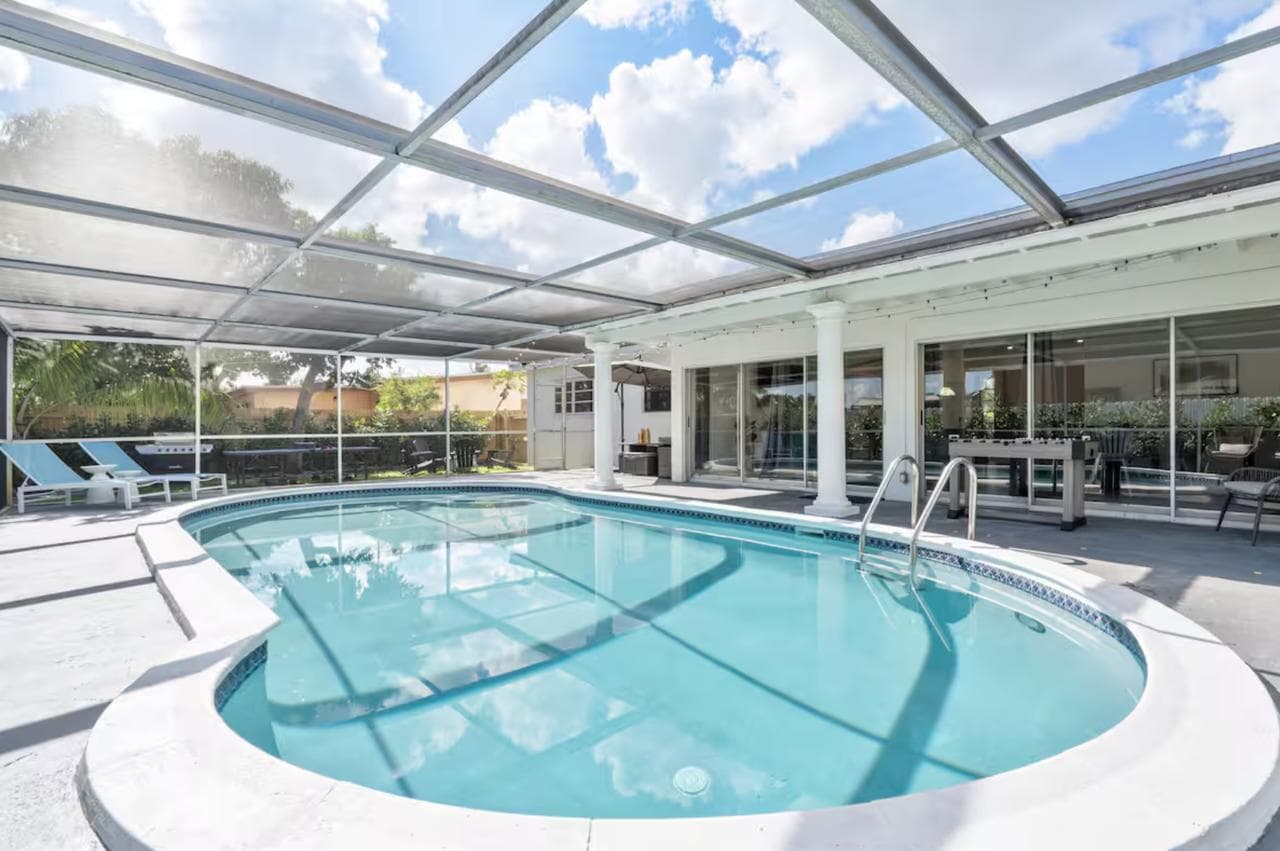 20411 NE 15th Avenue, Miami, FL 33179 — photo 12 of 17