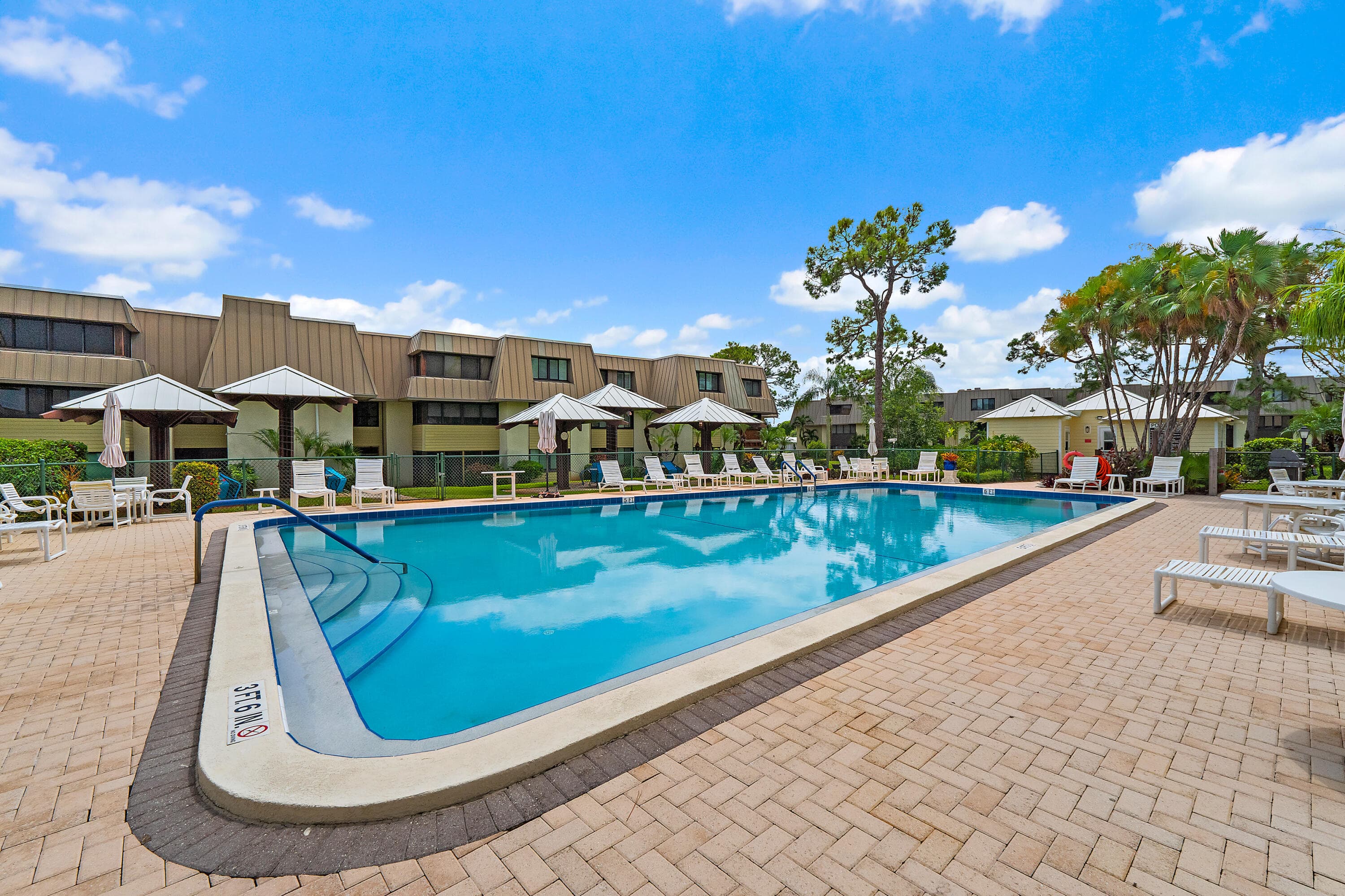 1800 SE Saint Lucie Boulevard 7-201, Stuart, FL 34996 — photo 23 of 28