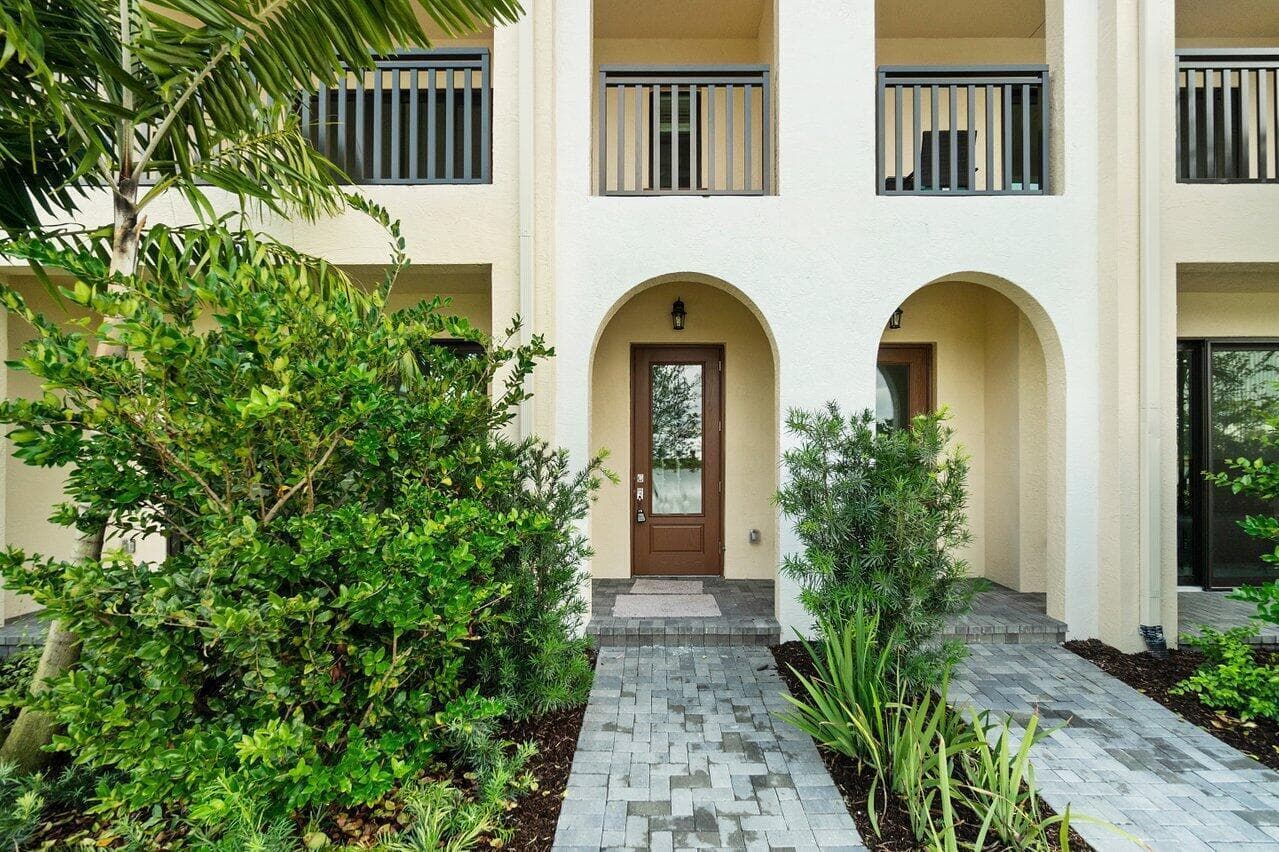 12639 Machiavelli Way, Palm Beach Gardens, FL 33418 — photo 3 of 32