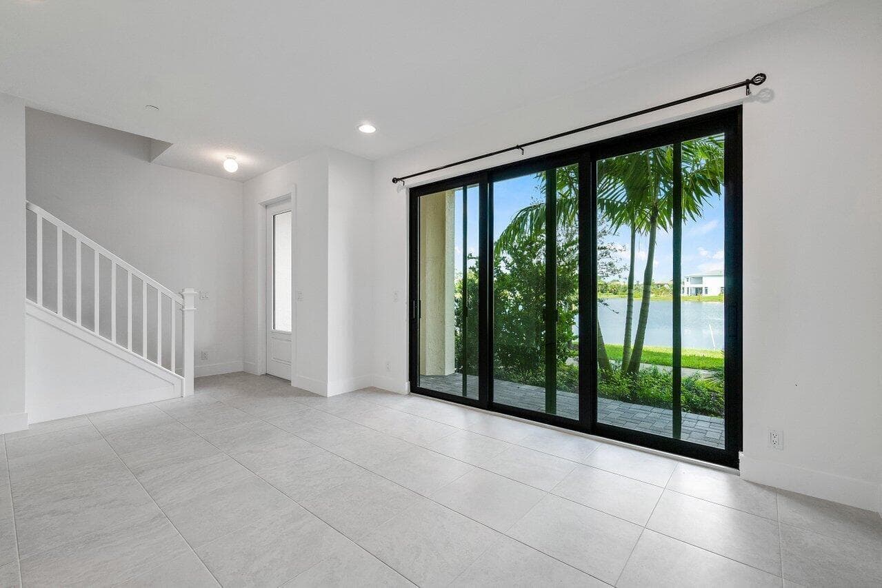 12639 Machiavelli Way, Palm Beach Gardens, FL 33418 — photo 4 of 32