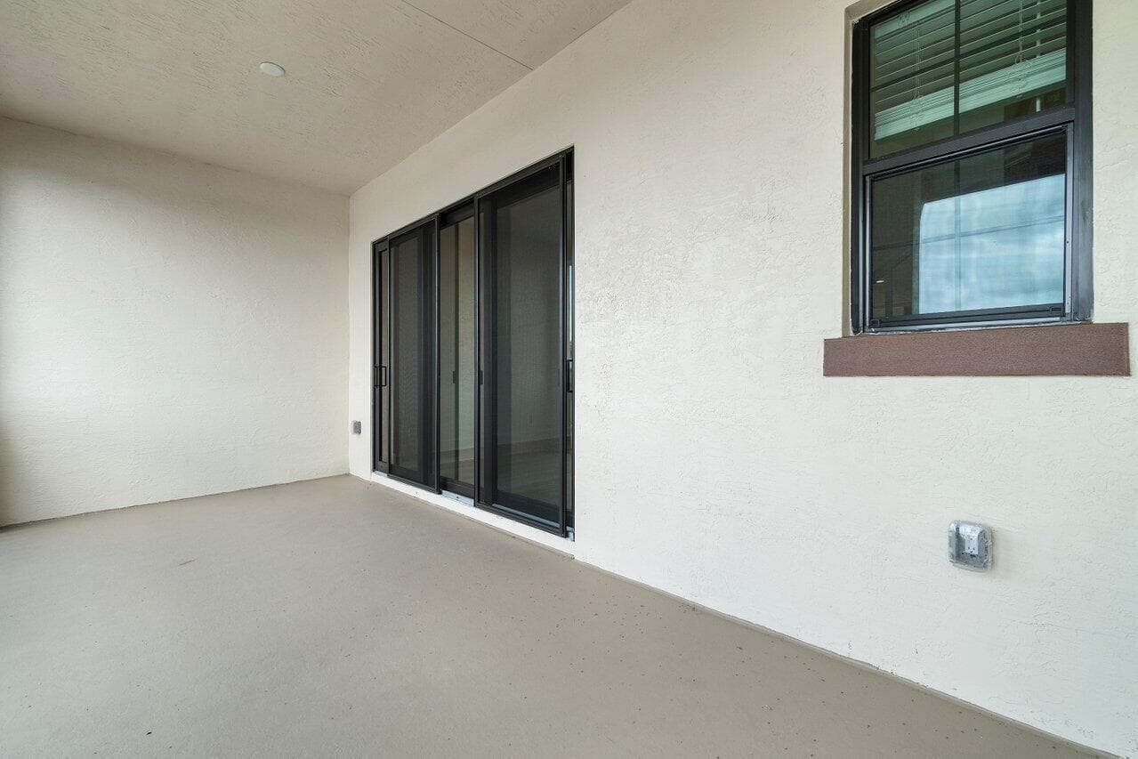 12639 Machiavelli Way, Palm Beach Gardens, FL 33418 — photo 13 of 32