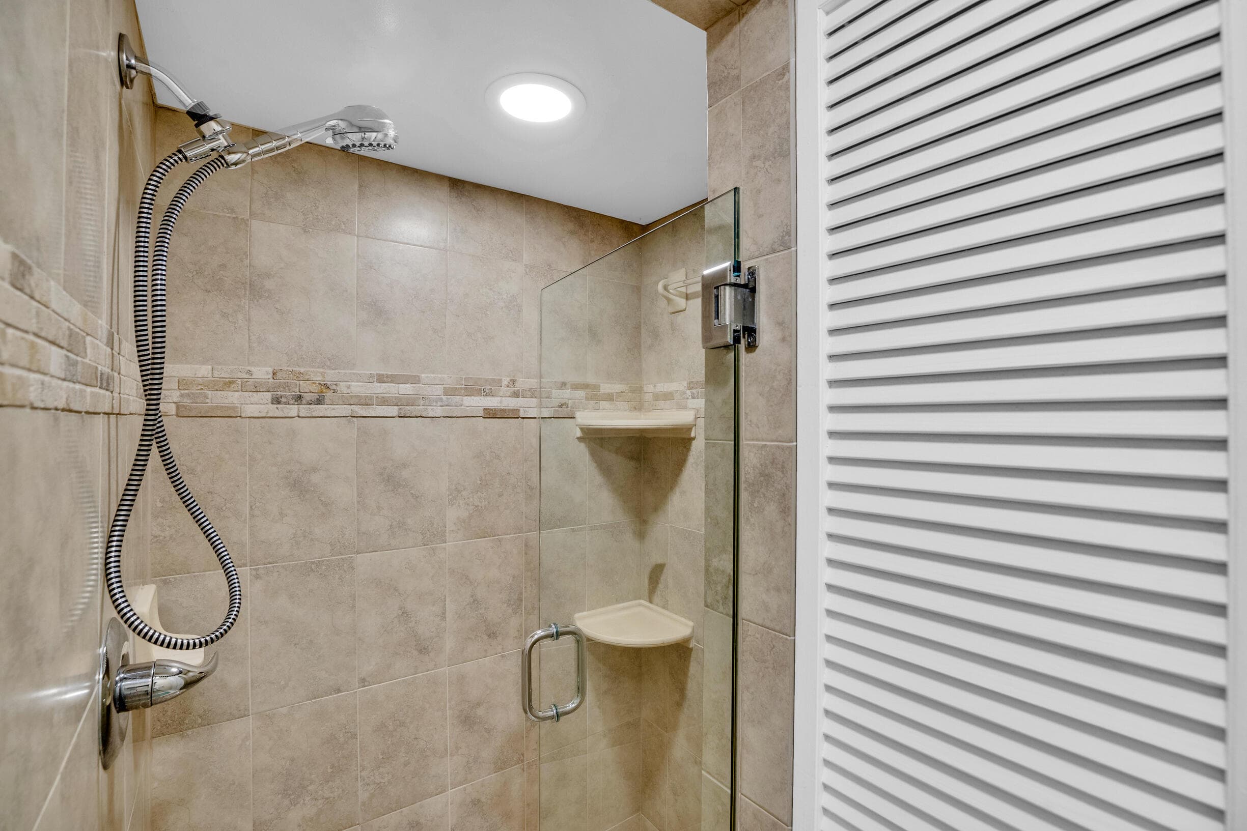 4200 N Hwy A1a Unit 812, Hutchinson Island, FL 34949 — photo 15 of 32