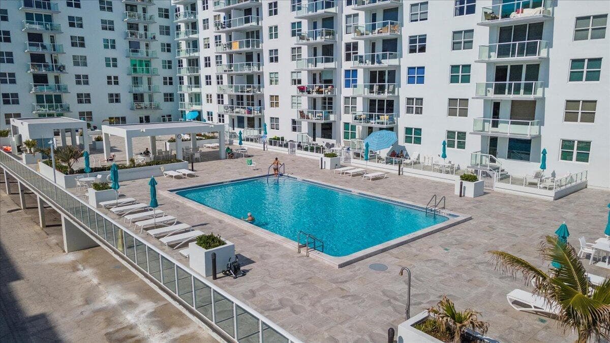 3450 S Ocean Boulevard 8120, Palm Beach, FL 33480 — photo 7 of 35