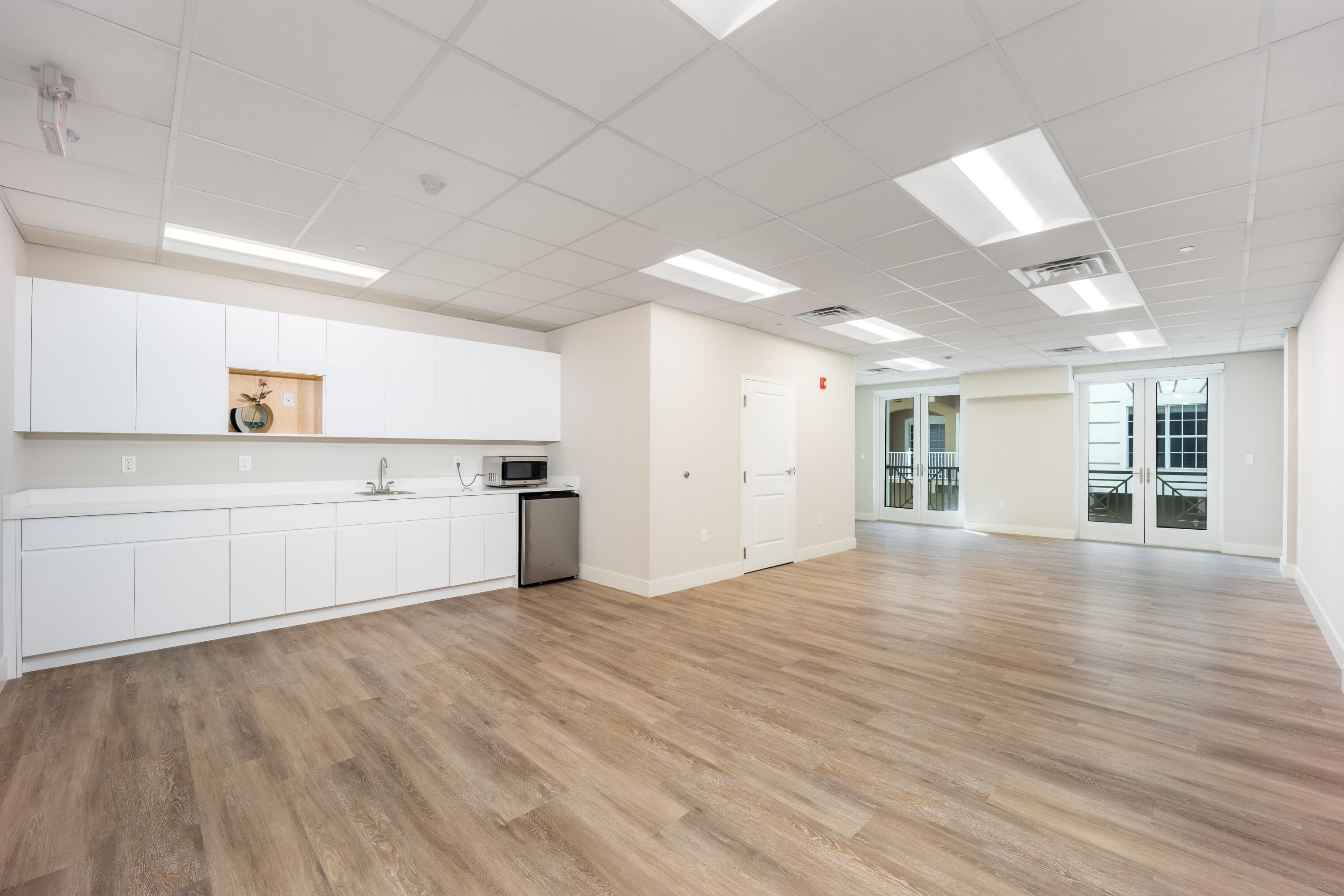 41 SW Seminole Street 211, Stuart, FL 34994 — photo 3 of 12