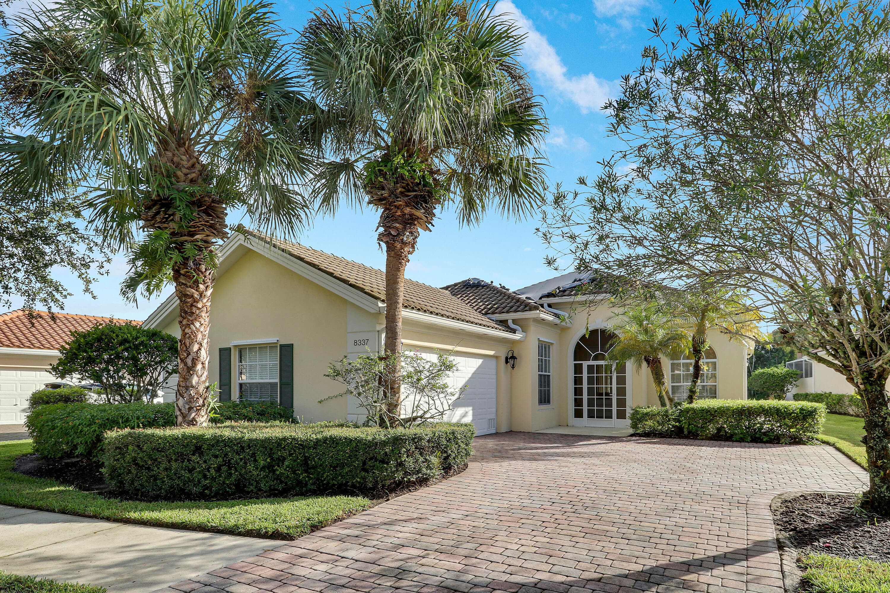 8337 SE Angelina Court, Hobe Sound, FL 33455 — photo 2 of 35