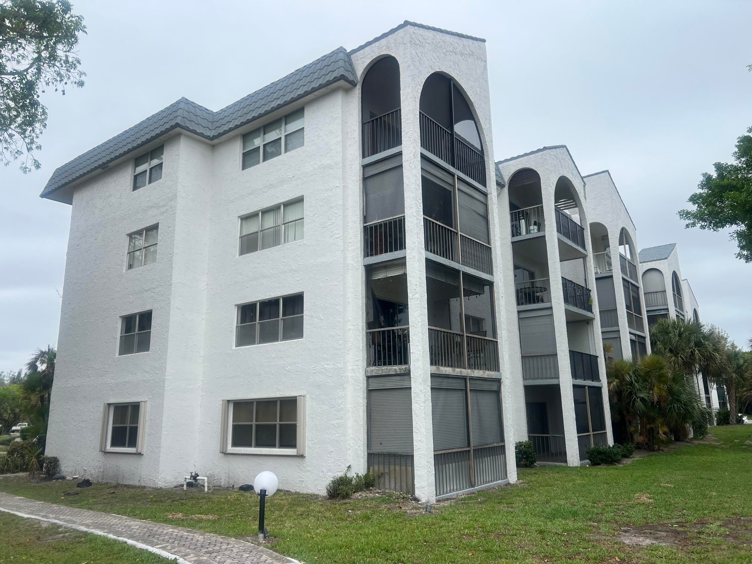 3300 Spanish Moss Terrace 111, Lauderhill, FL 33319 — photo 37 of 45