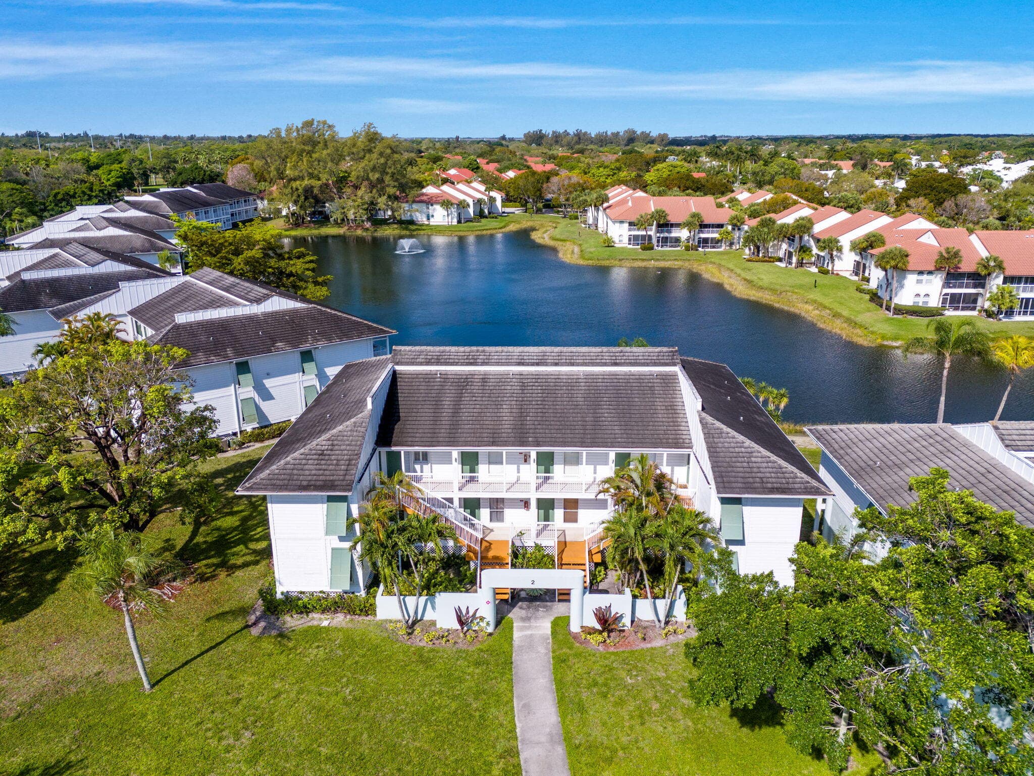 286 Cypress Point Drive, Palm Beach Gardens, FL 33418 — photo 24 of 38