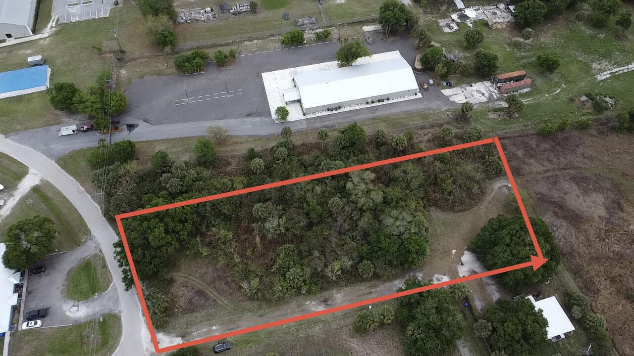 813 SW 2nd Street, Okeechobee, FL 34974 — photo 2 of 2