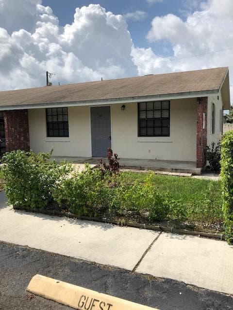 2202 NE 4th Street 10, Boynton Beach, FL 33435 — photo 2 of 15