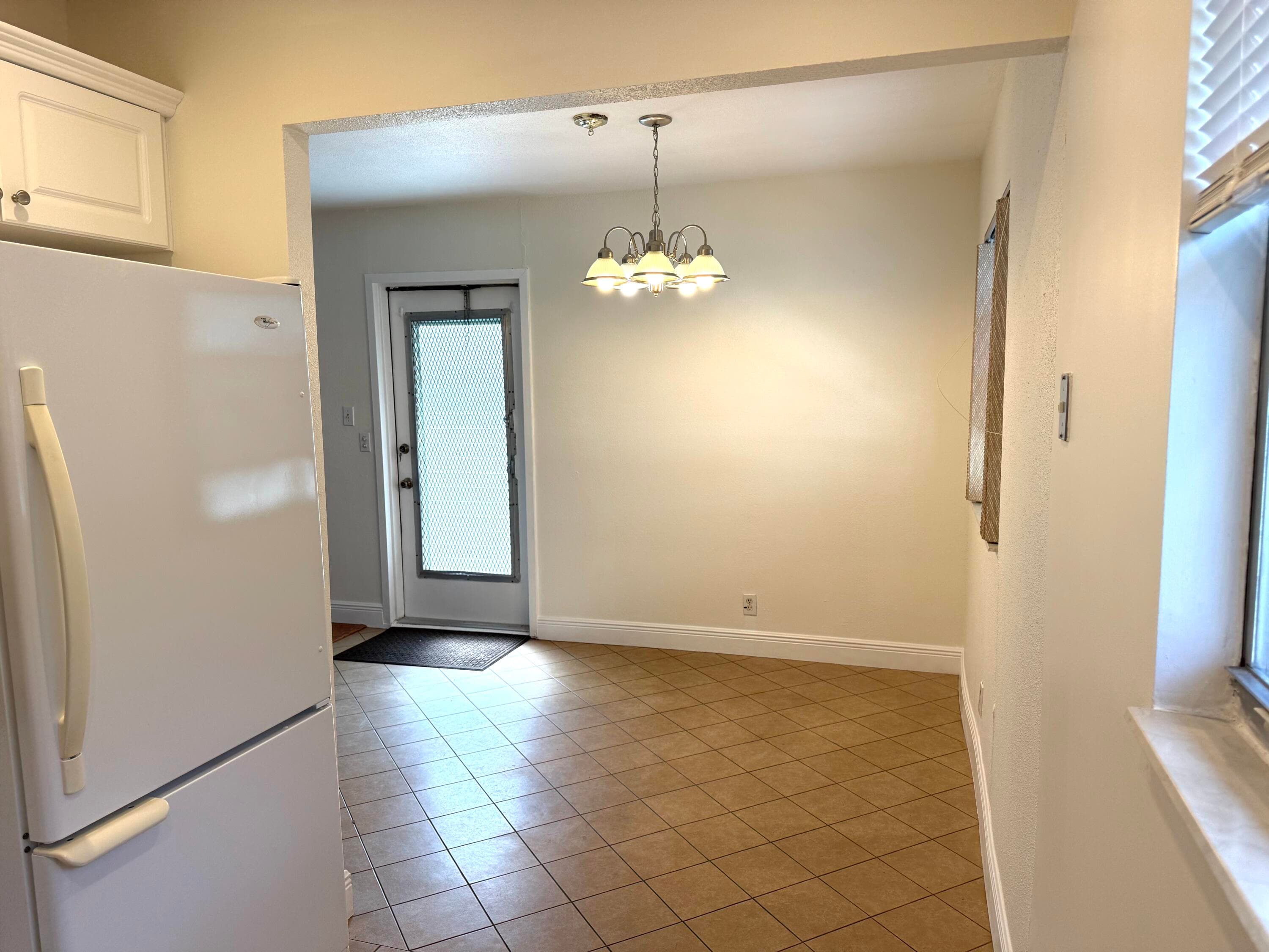 569 Monaco L, Delray Beach, FL 33446 — photo 11 of 32