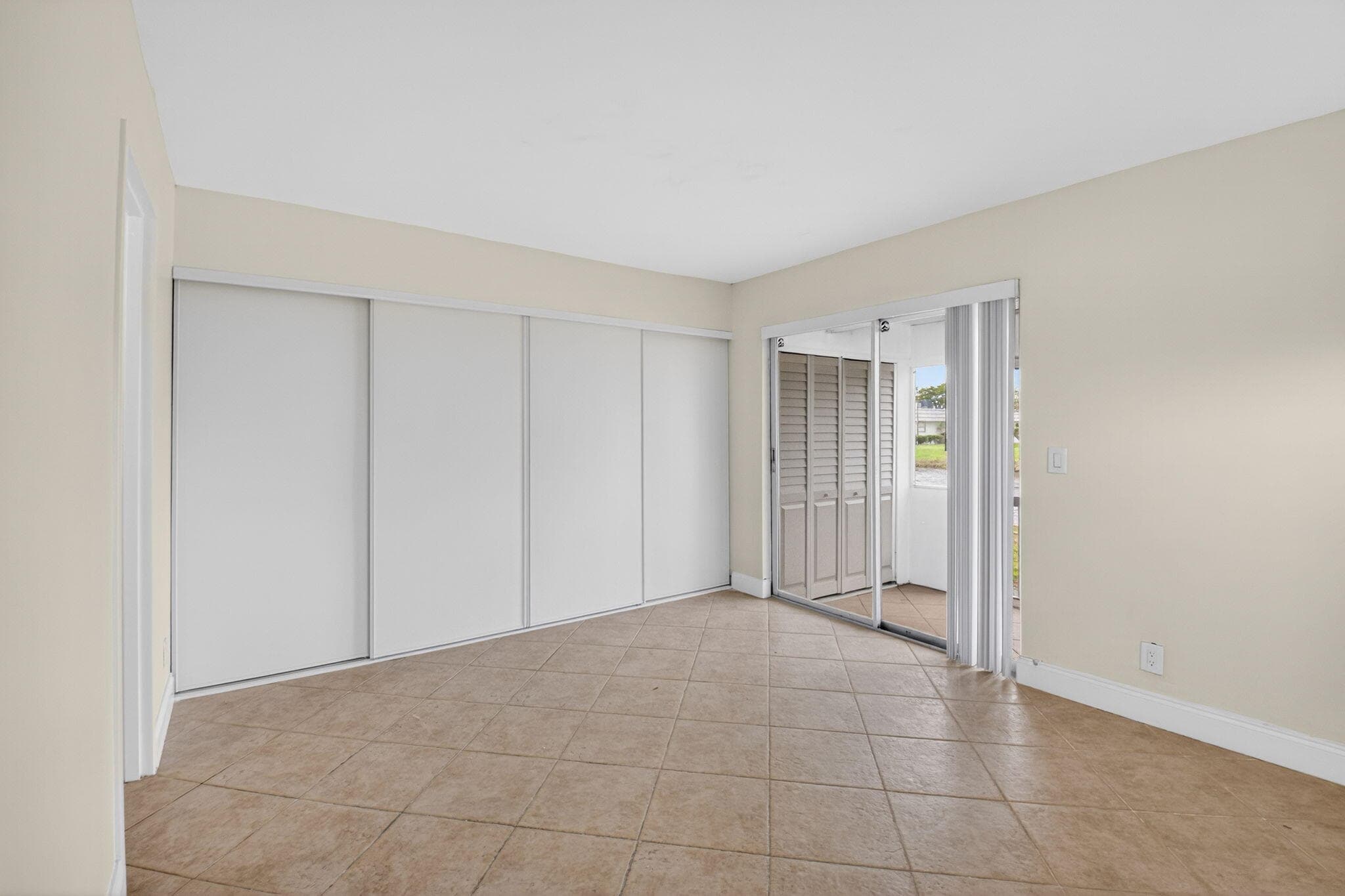 158 Valencia G, Delray Beach, FL 33446 — photo 16 of 50