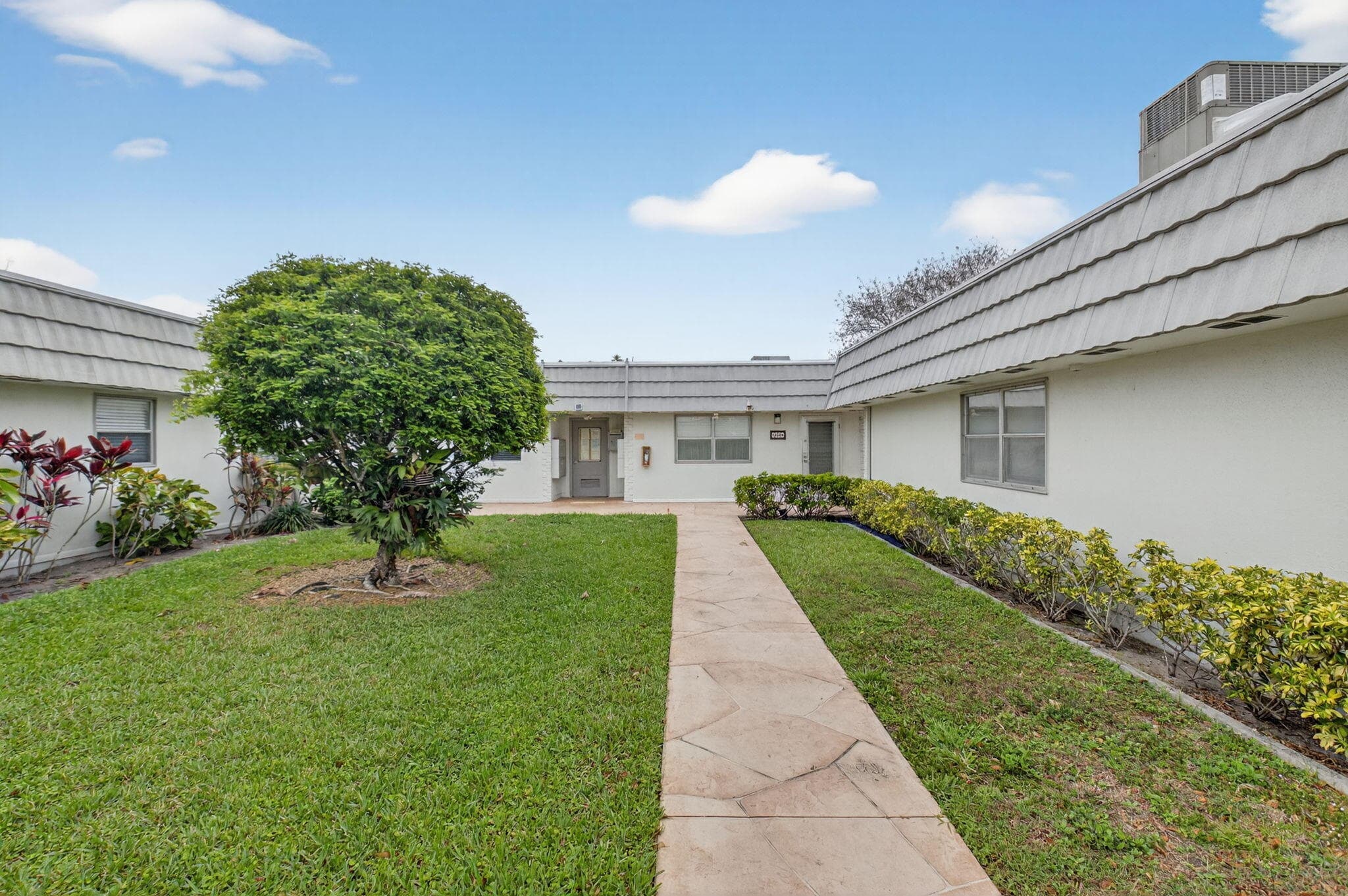 158 Valencia G, Delray Beach, FL 33446 — photo 25 of 50