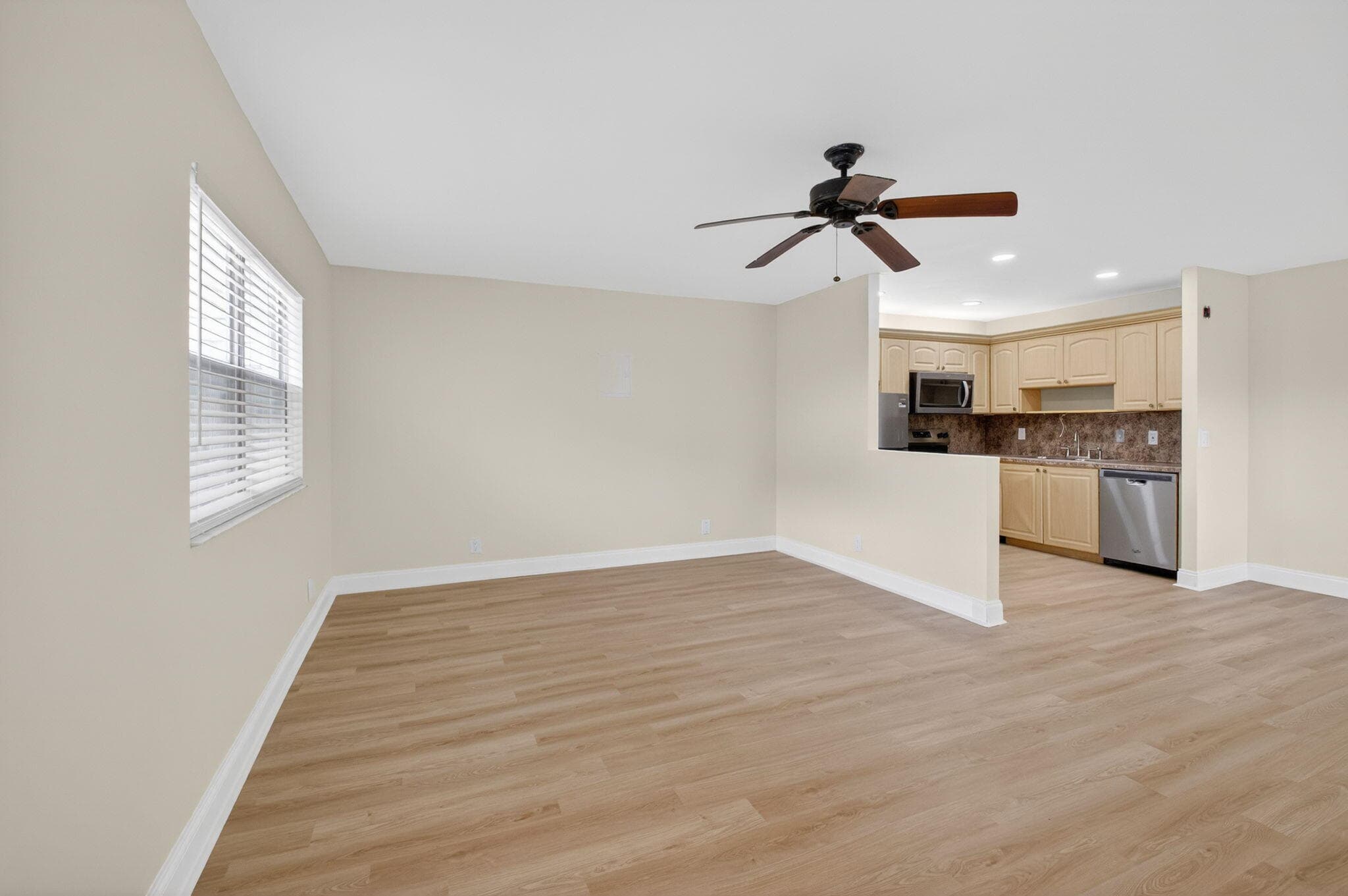 158 Valencia G, Delray Beach, FL 33446 — photo 2 of 50