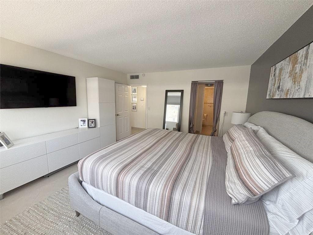 3140 S Ocean Drive 809, Hallandale Beach, FL 33009 — photo 13 of 32
