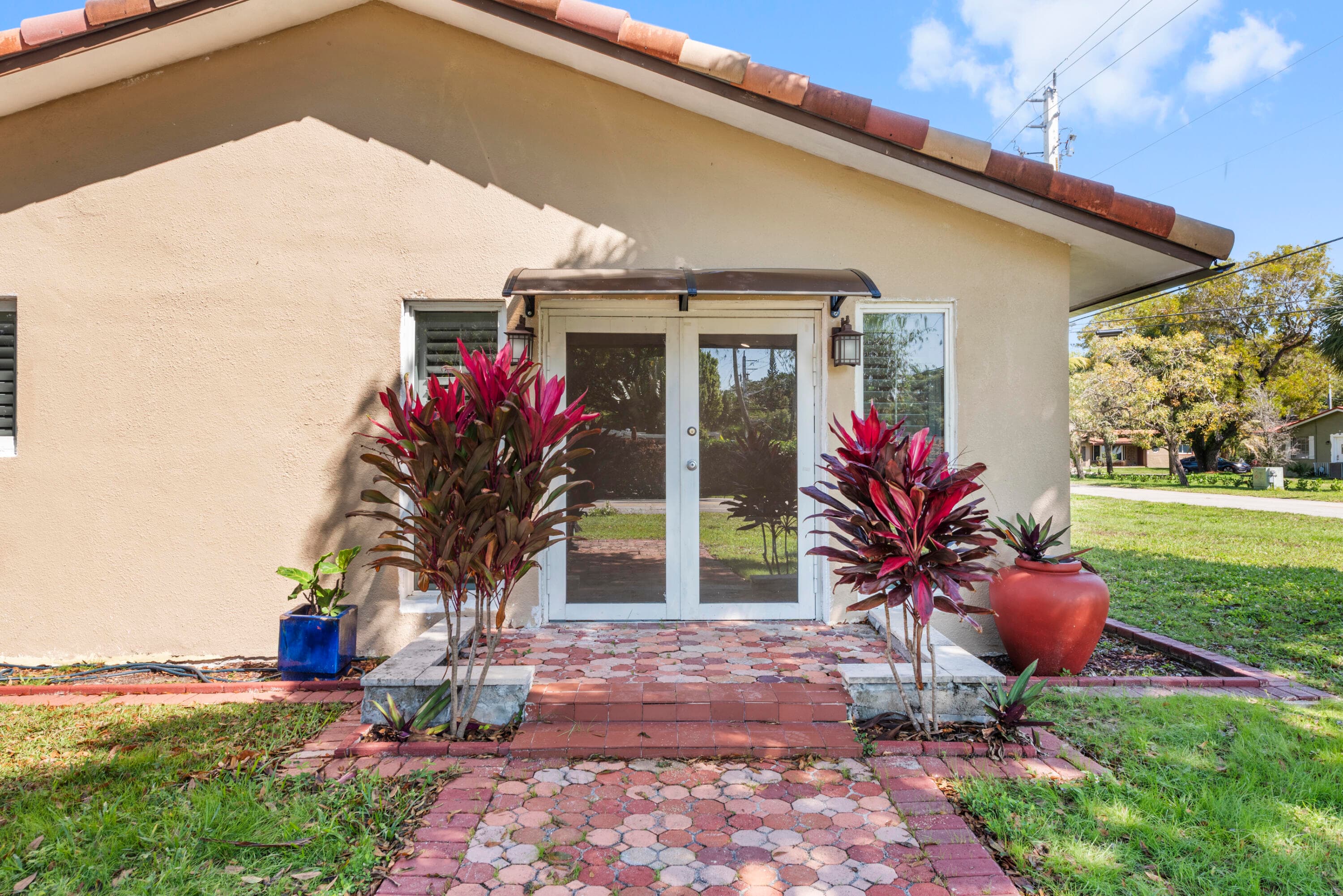 1255 SW 15th Avenue, Fort Lauderdale, FL 33312 — photo 3 of 22