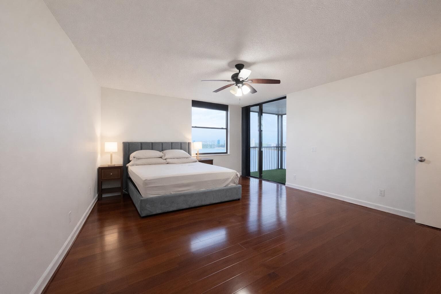 110 Lake Emerald Drive 405, Oakland Park, FL 33309 — photo 5 of 38