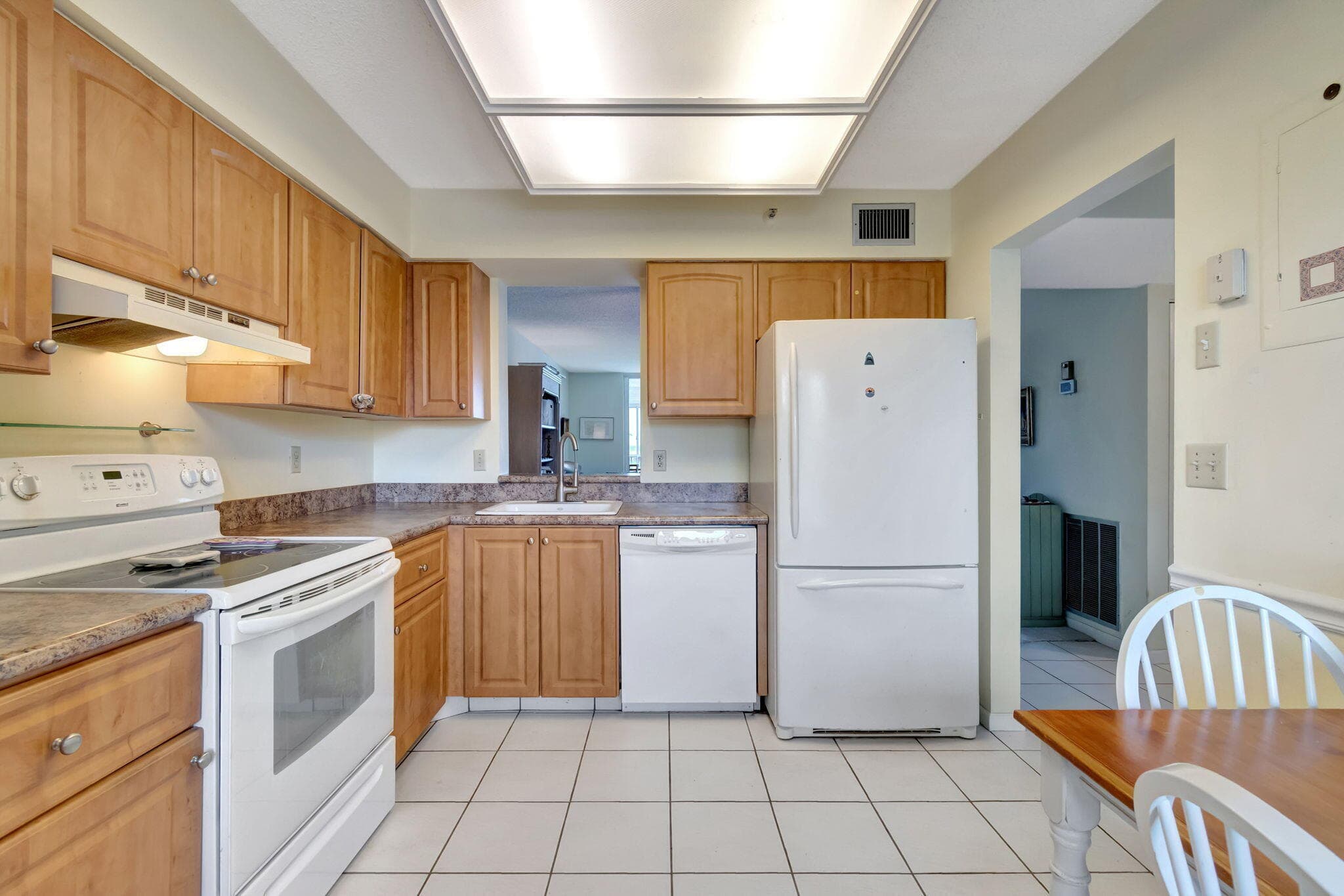 14575 Bonaire Boulevard 402, Delray Beach, FL 33446 — photo 13 of 40