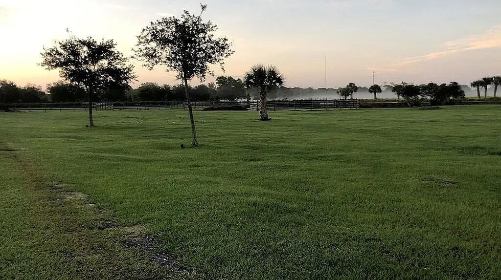 7565 Polo Square, Vero Beach, FL 32968 — photo 34 of 40