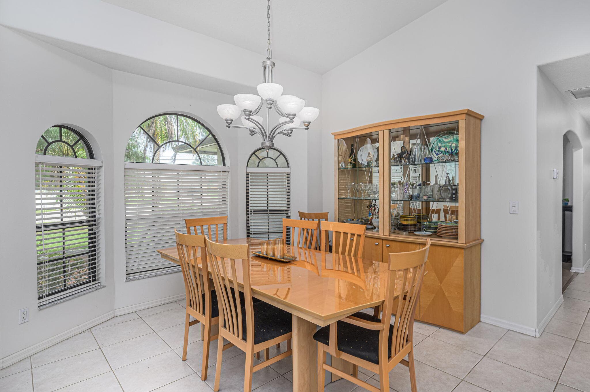 6410 NW Zee Court, Port St. Lucie, FL 34986 — photo 5 of 23