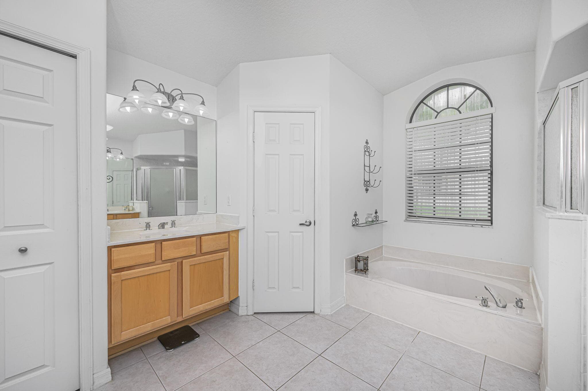 6410 NW Zee Court, Port St. Lucie, FL 34986 — photo 14 of 23