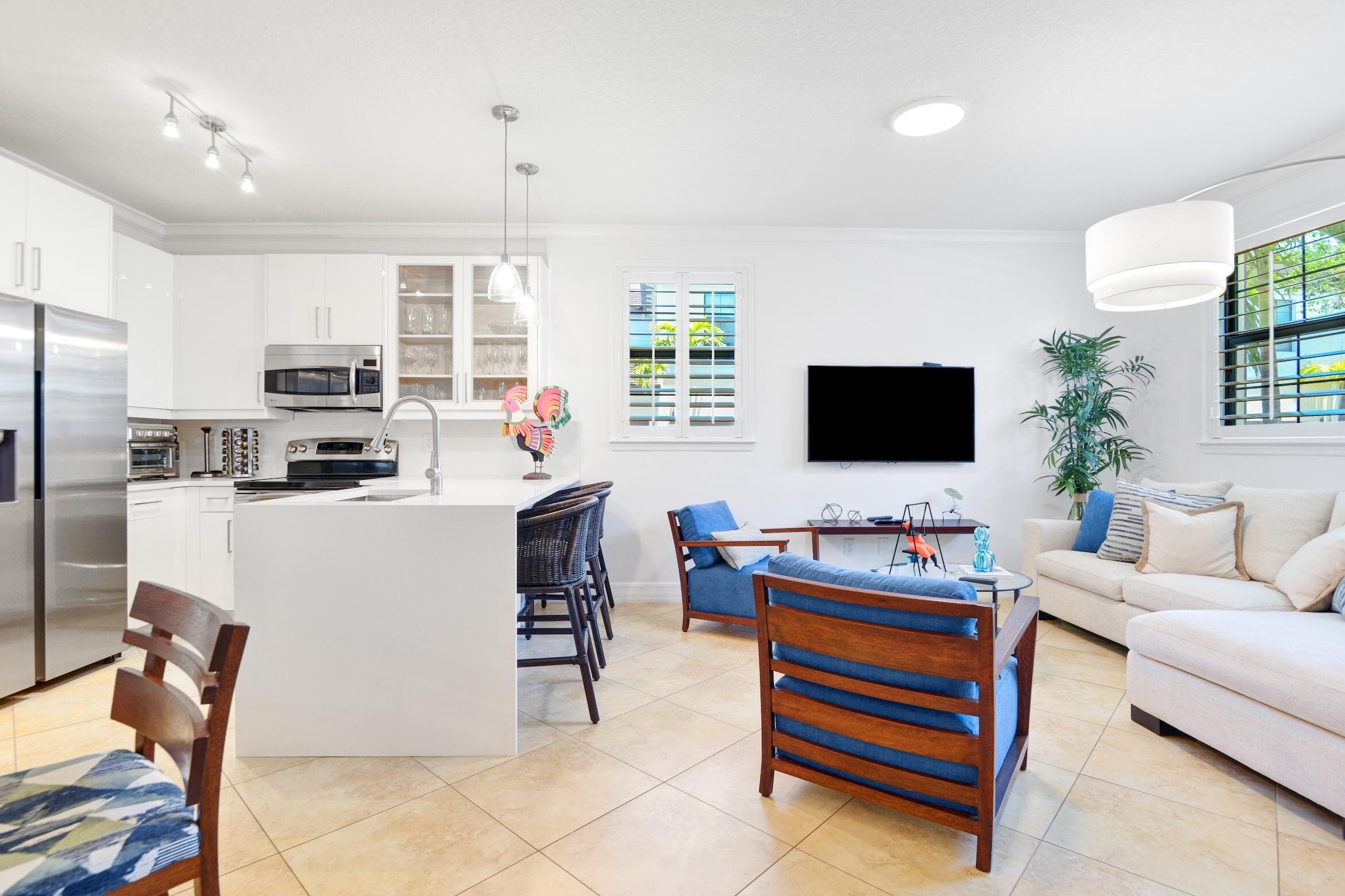 861 S Ocean Boulevard, Pompano Beach, FL 33062 — photo 4 of 49