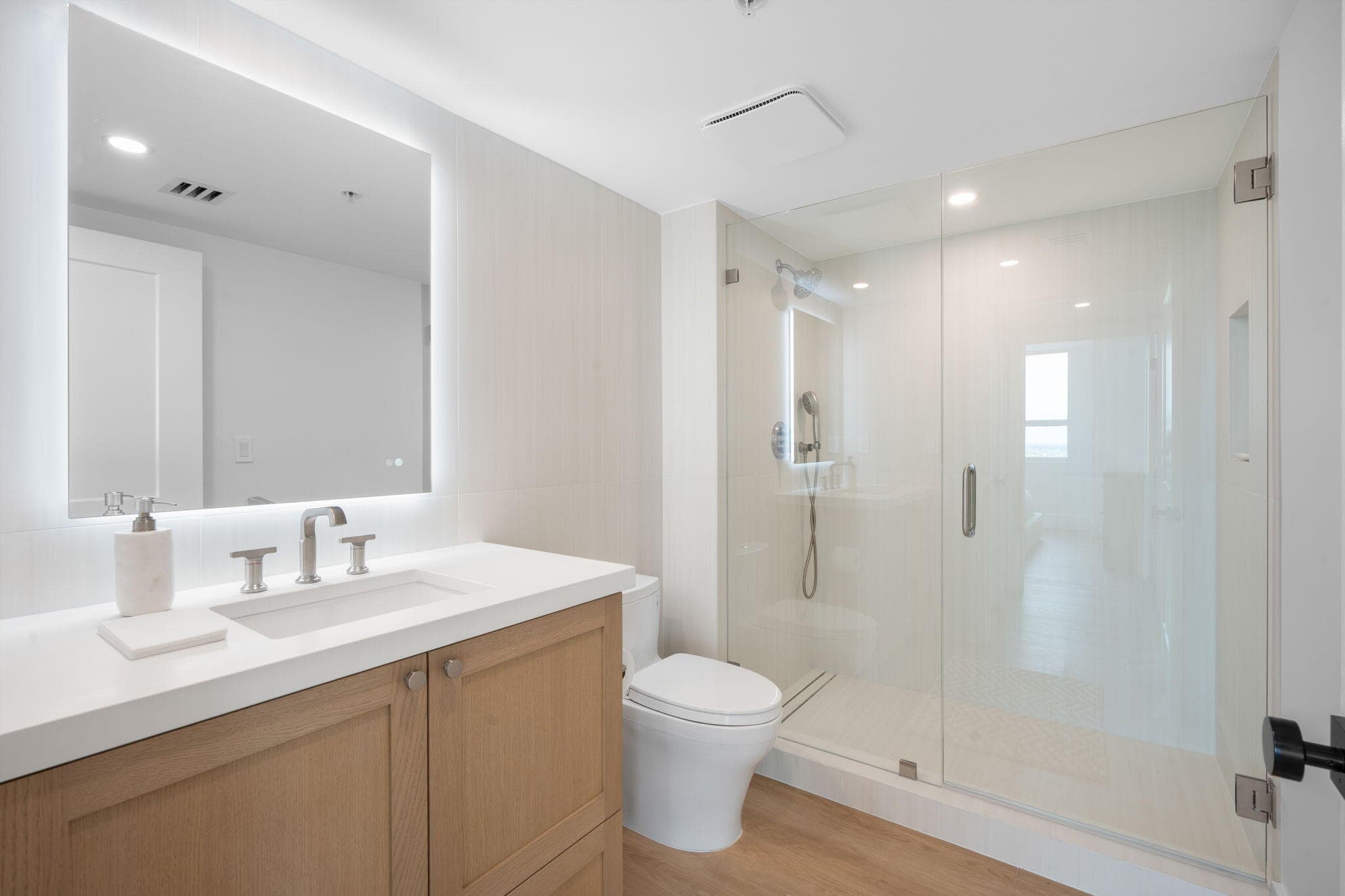 610 W Las Olas Boulevard 1613n, Fort Lauderdale, FL 33312 — photo 18 of 60