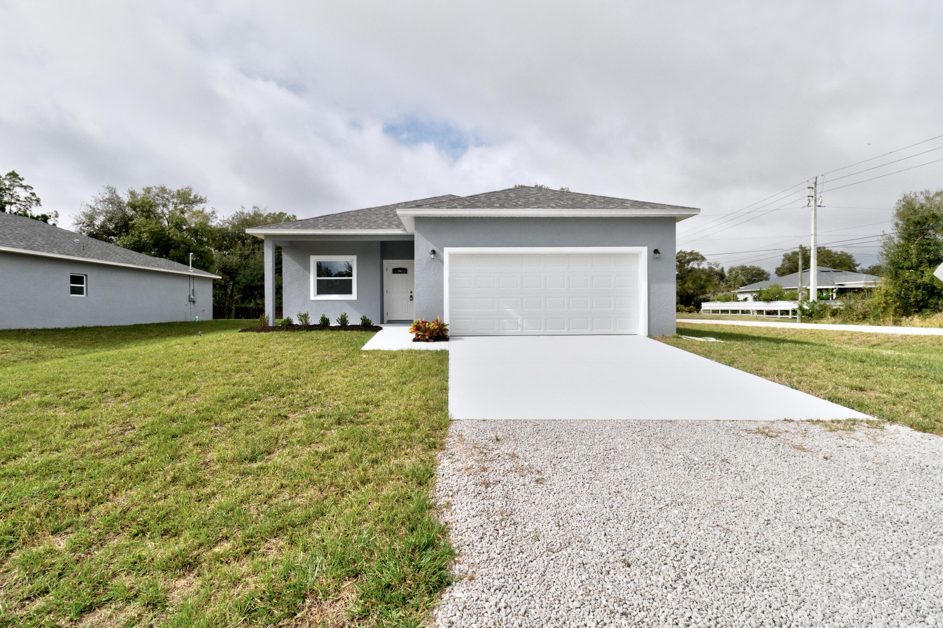 8685 101st Court, Vero Beach, FL 32967 — photo 1 of 36