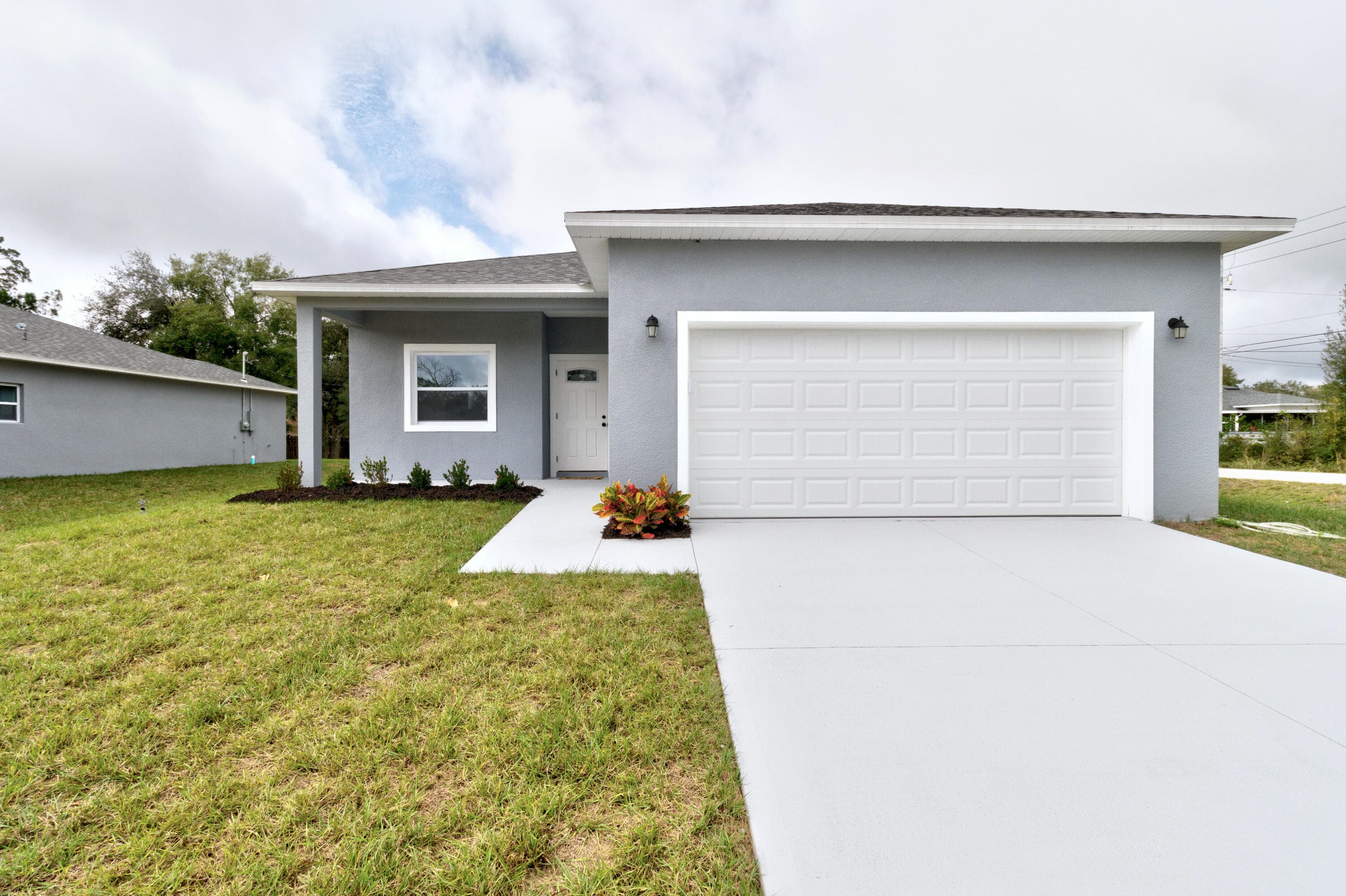 8685 101st Court, Vero Beach, FL 32967 — photo 3 of 36