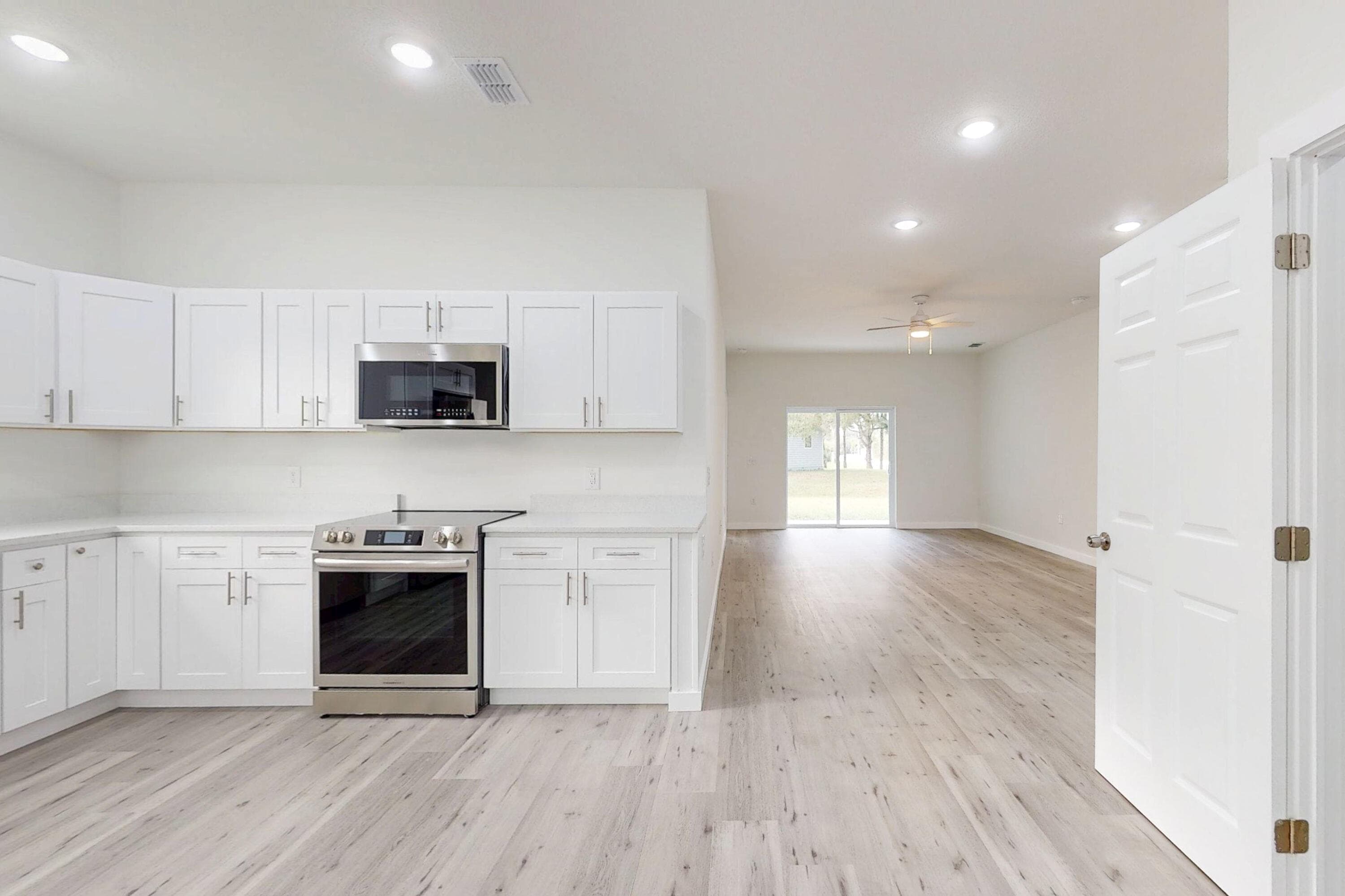 8685 101st Court, Vero Beach, FL 32967 — photo 6 of 36