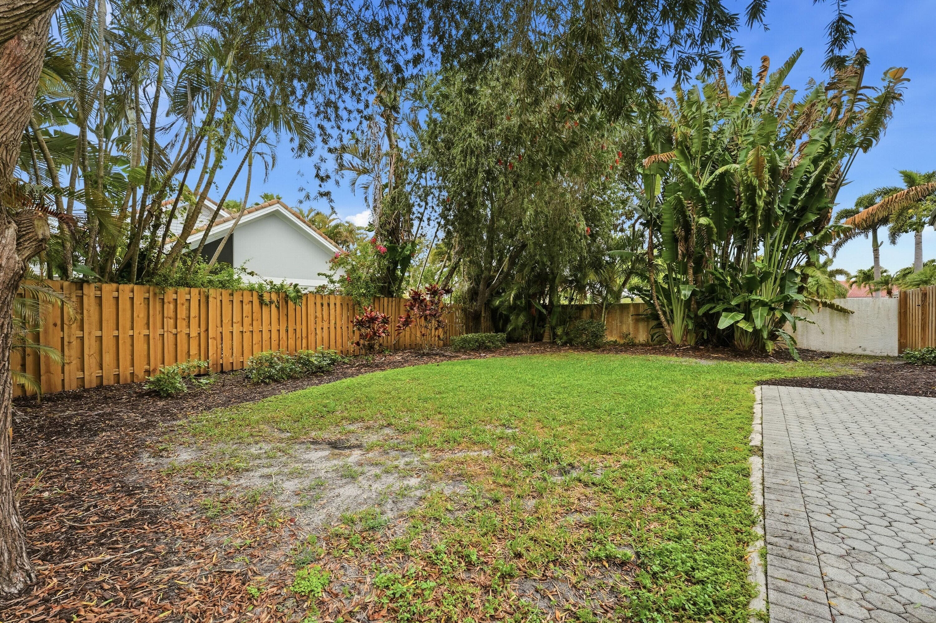8321 Bob-o-link Drive, West Palm Beach, FL 33412 — photo 41 of 56