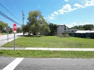 602 NW 1st Street, Dania Beach, FL — photo 8 of 12