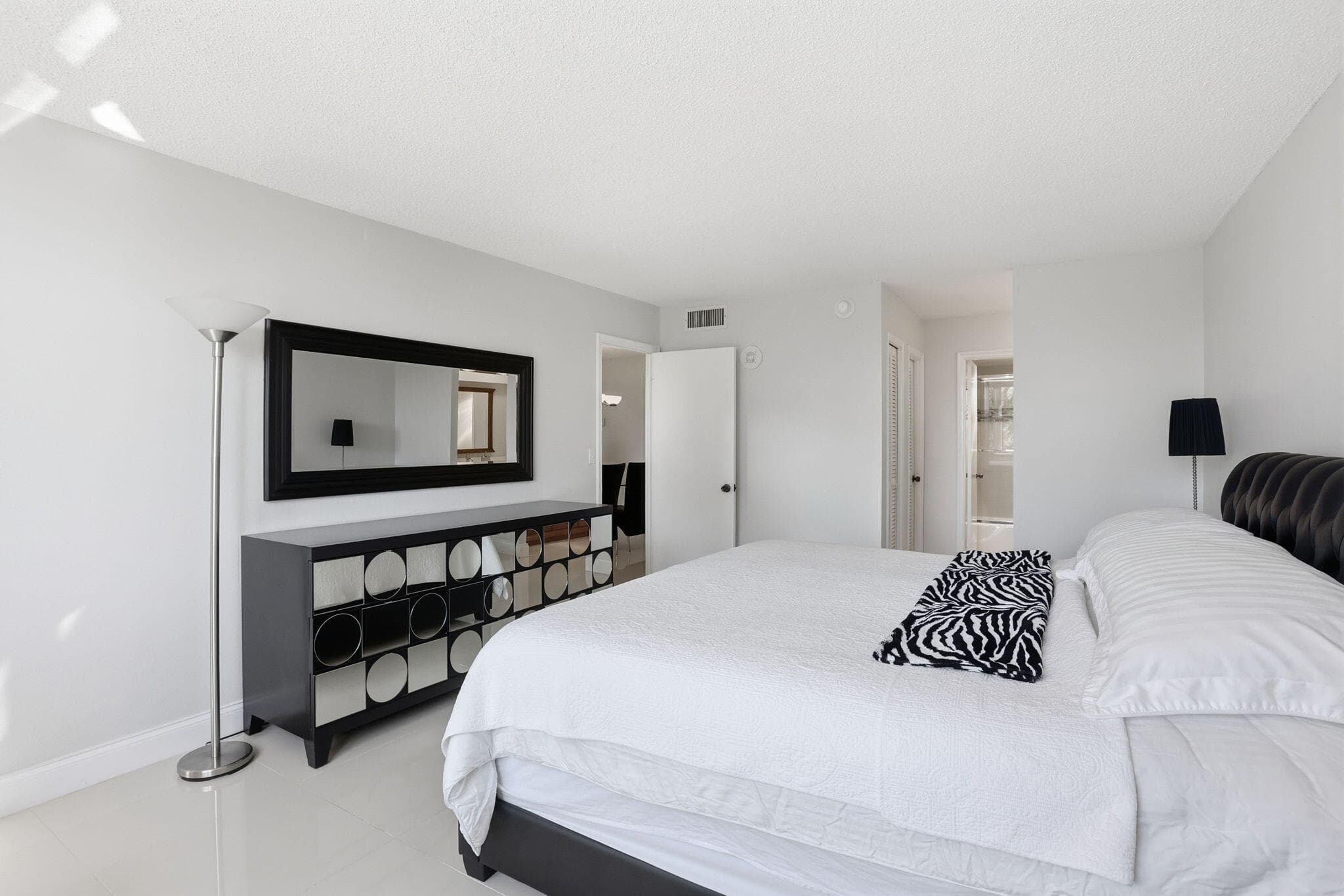 2000 S Ocean Boulevard 2l, Lauderdale-By-The-Sea, FL 33062 — photo 14 of 45