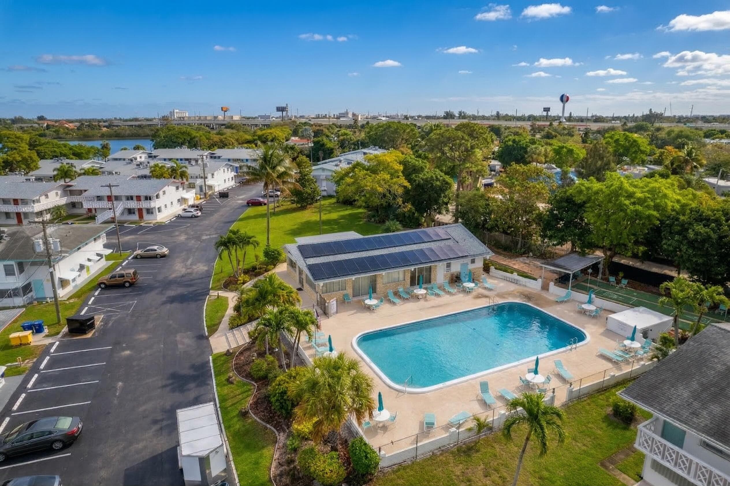 2020 Lake Osborne Drive 9, Lake Worth Beach, FL 33461 — photo 17 of 18