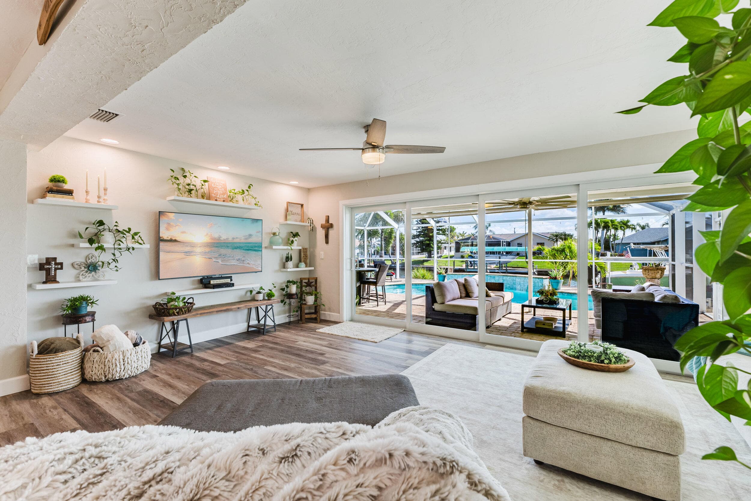 3517 SE 1st Avenue, Cape Coral, FL 33904 — photo 4 of 68