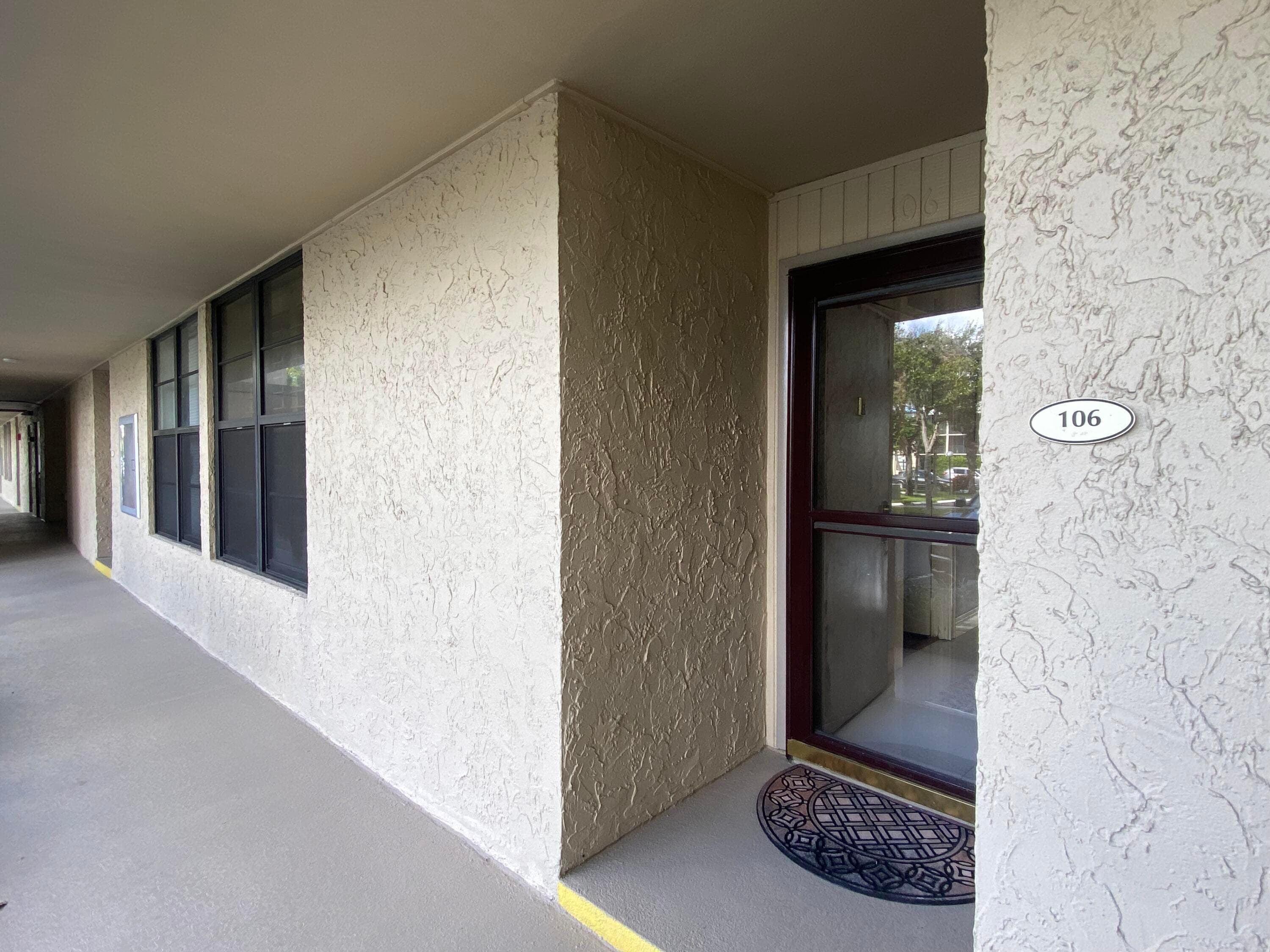 14 Royal Palm Way 106, Boca Raton, FL 33432 — photo 2 of 49