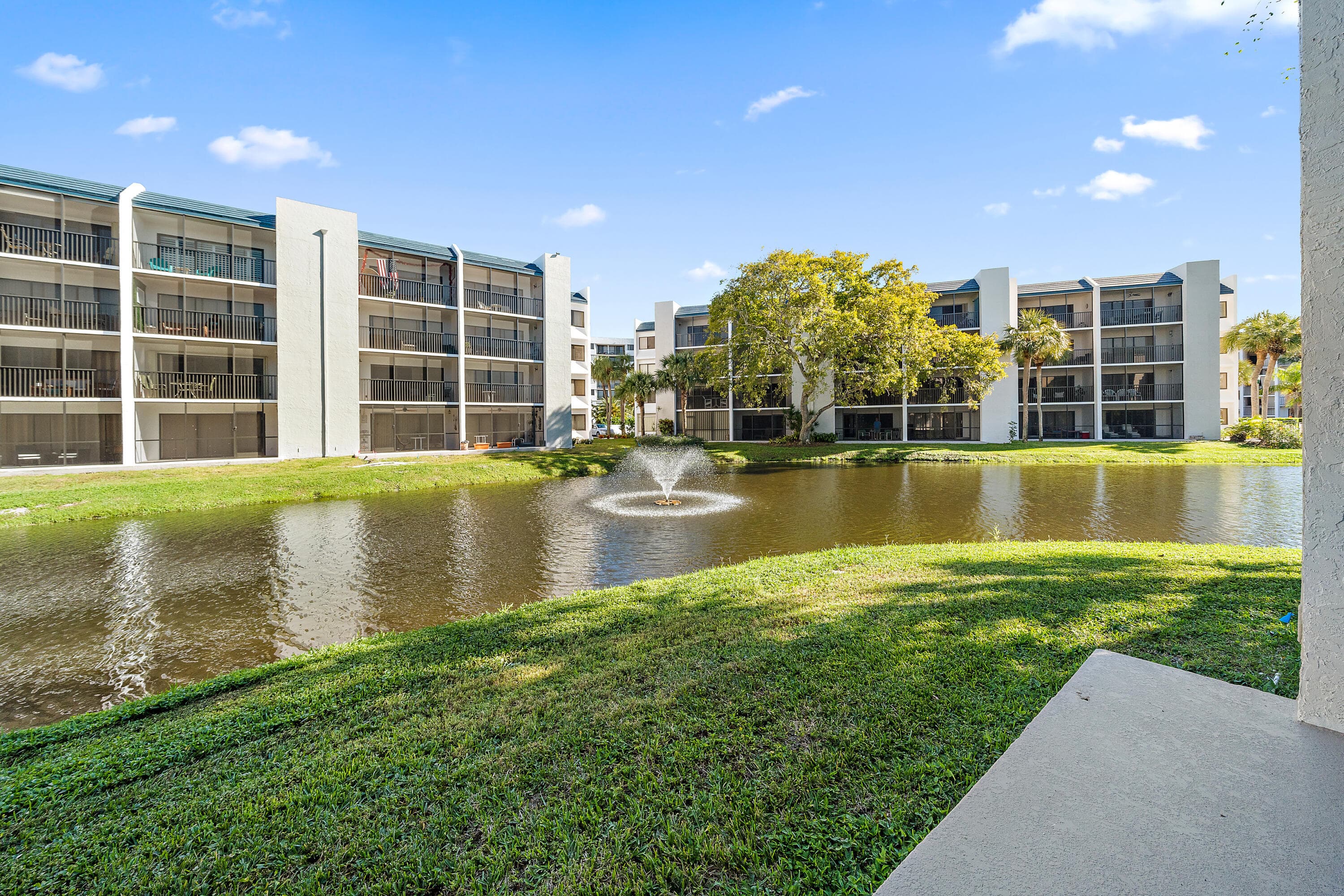1605 S Us Hwy 1 D106, Jupiter, FL 33477 — photo 1 of 31