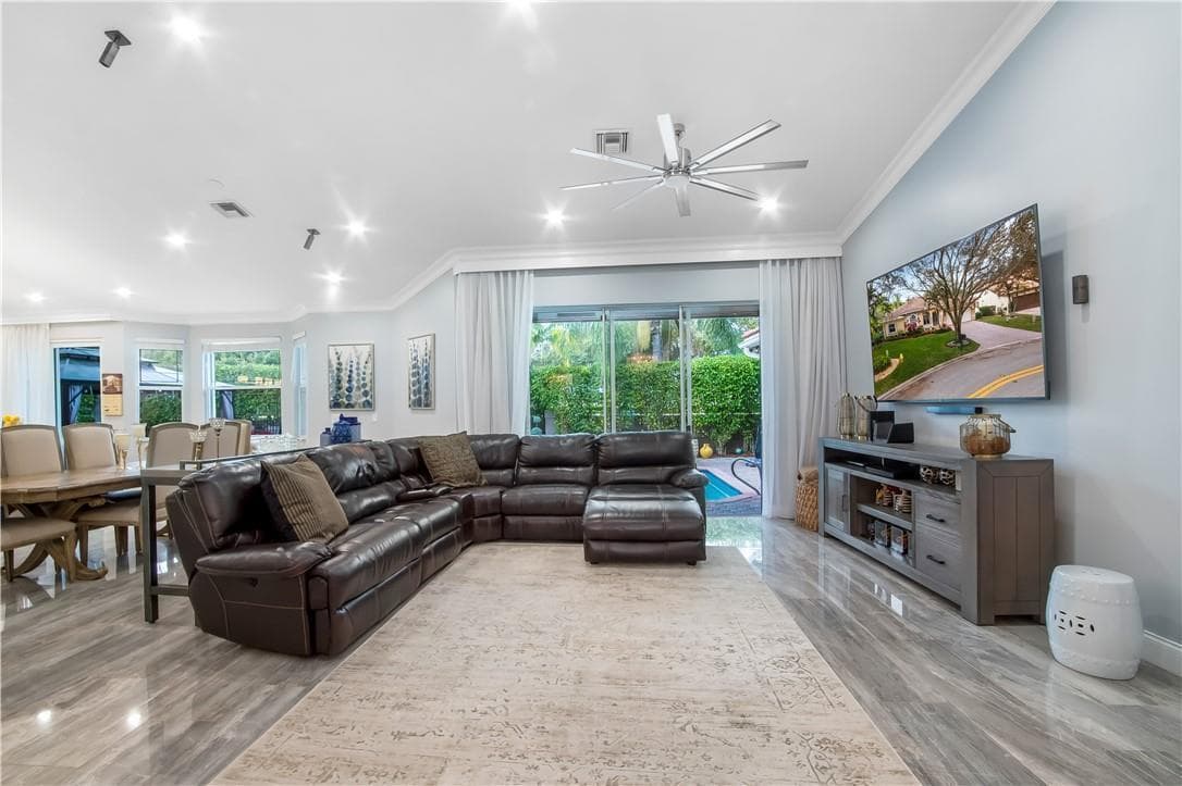 10361 NW 54th Place, Coral Springs, FL 33076 — photo 12 of 48