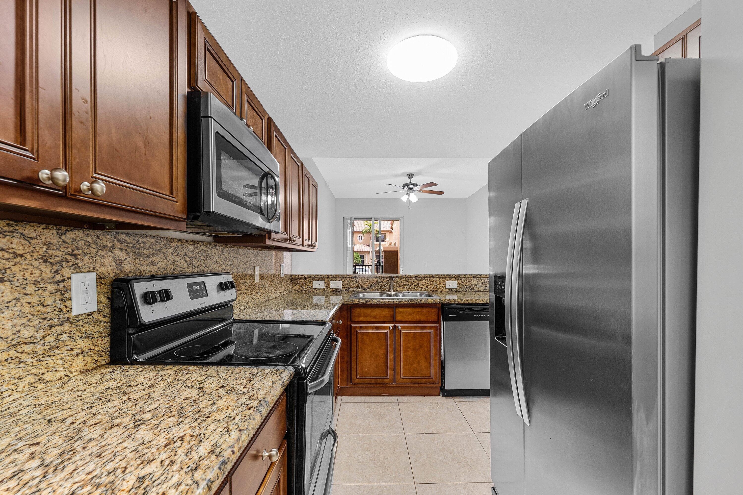 6515 Diamond Springs Terrace 2404, West Palm Beach, FL 33411 — photo 12 of 31