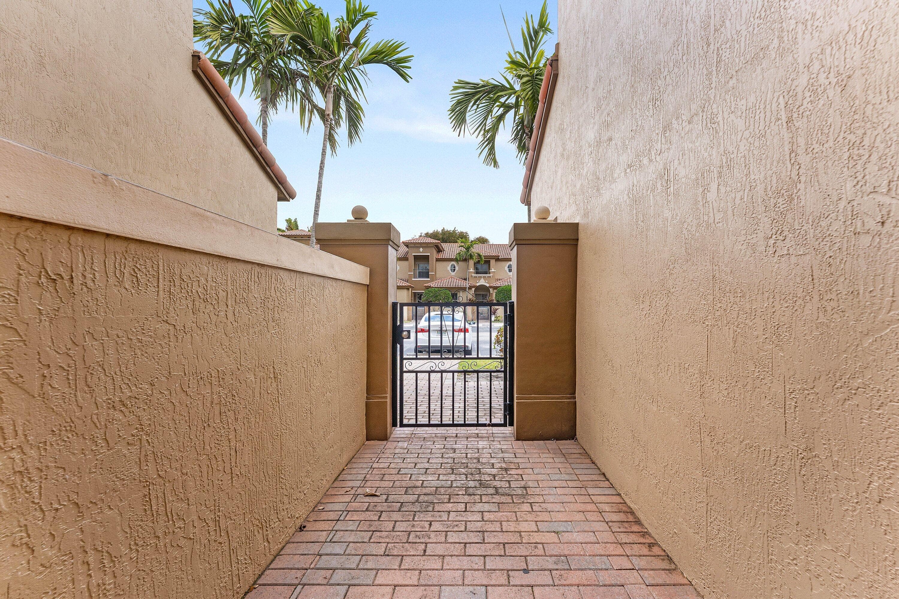 6515 Diamond Springs Terrace 2404, West Palm Beach, FL 33411 — photo 30 of 31