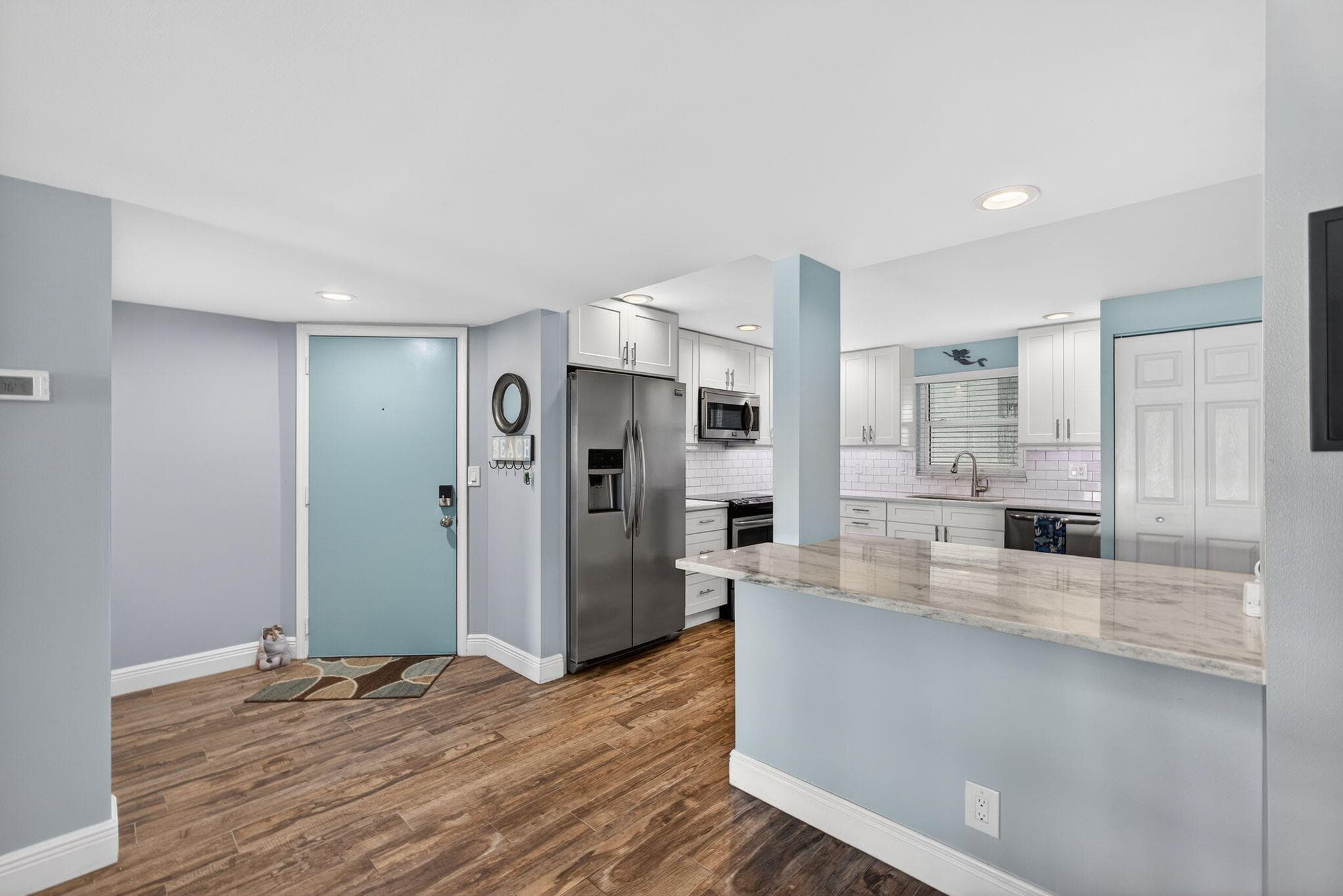 3040 Lake Shore Drive, Riviera Beach, FL 33404 — photo 11 of 70