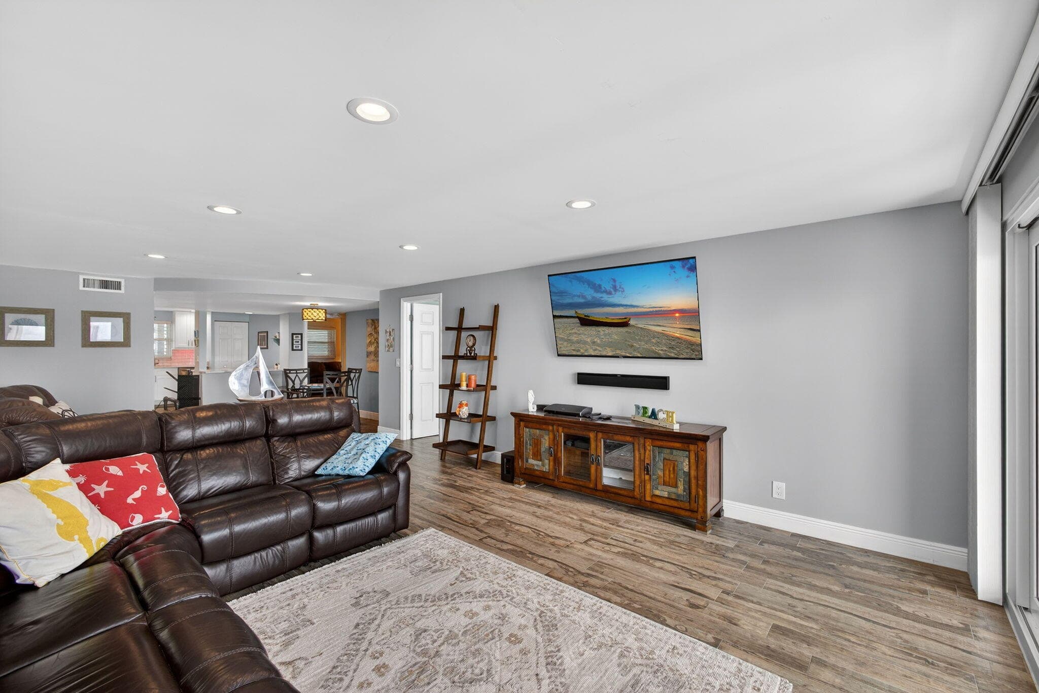 3040 Lake Shore Drive, Riviera Beach, FL 33404 — photo 20 of 70
