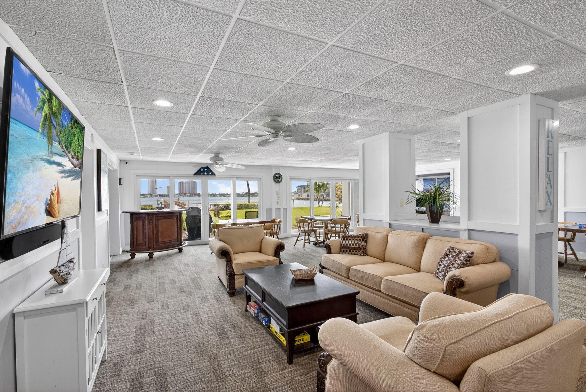 3040 Lake Shore Drive, Riviera Beach, FL 33404 — photo 43 of 70