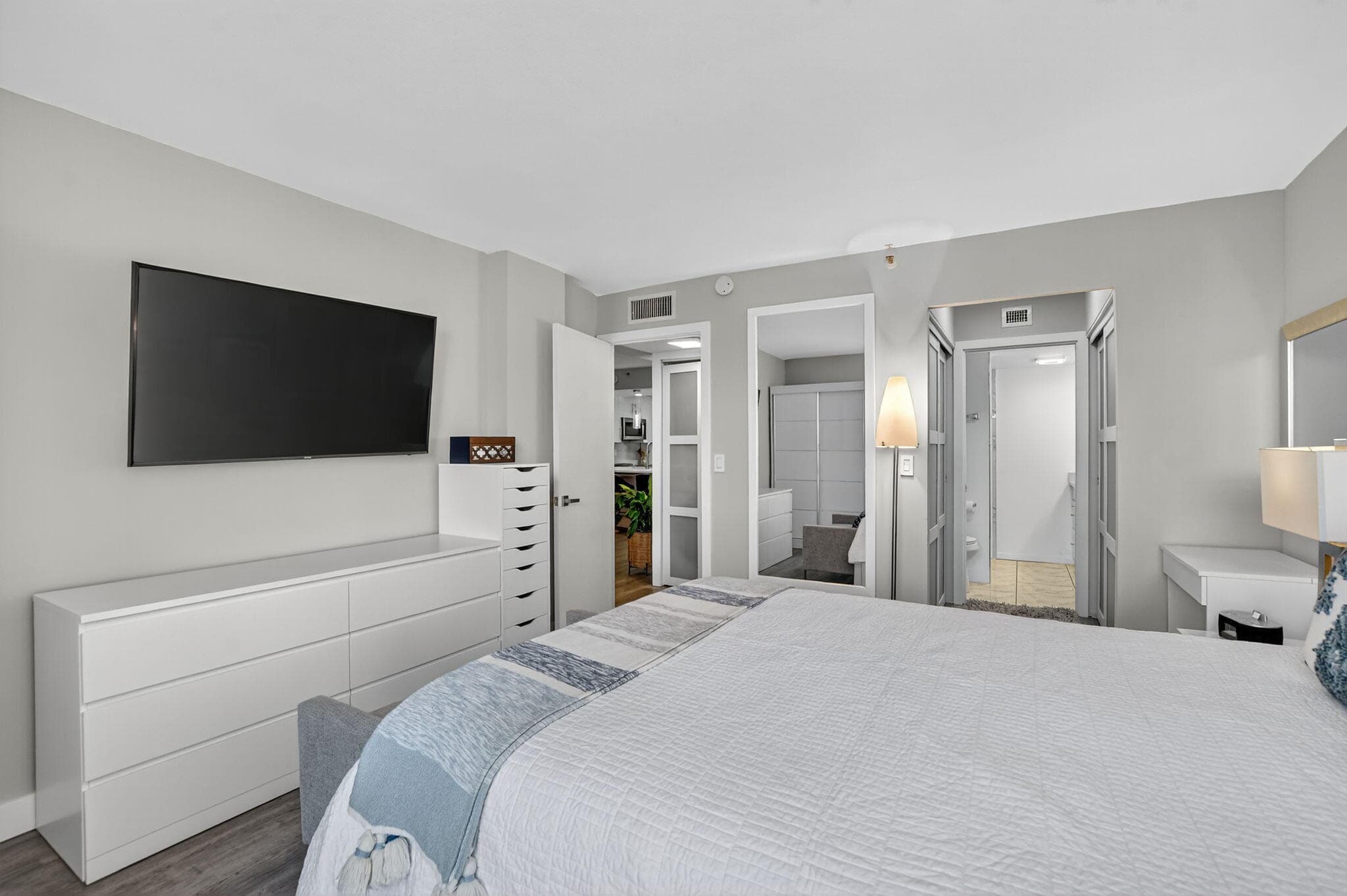 20 Royal Palm Way 503, Boca Raton, FL 33432 — photo 24 of 57